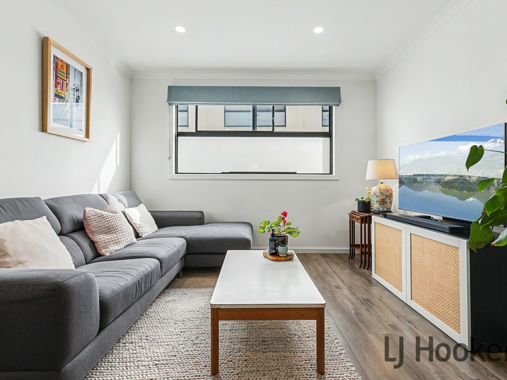 2/1114 Stud Road — photo 7 of 14