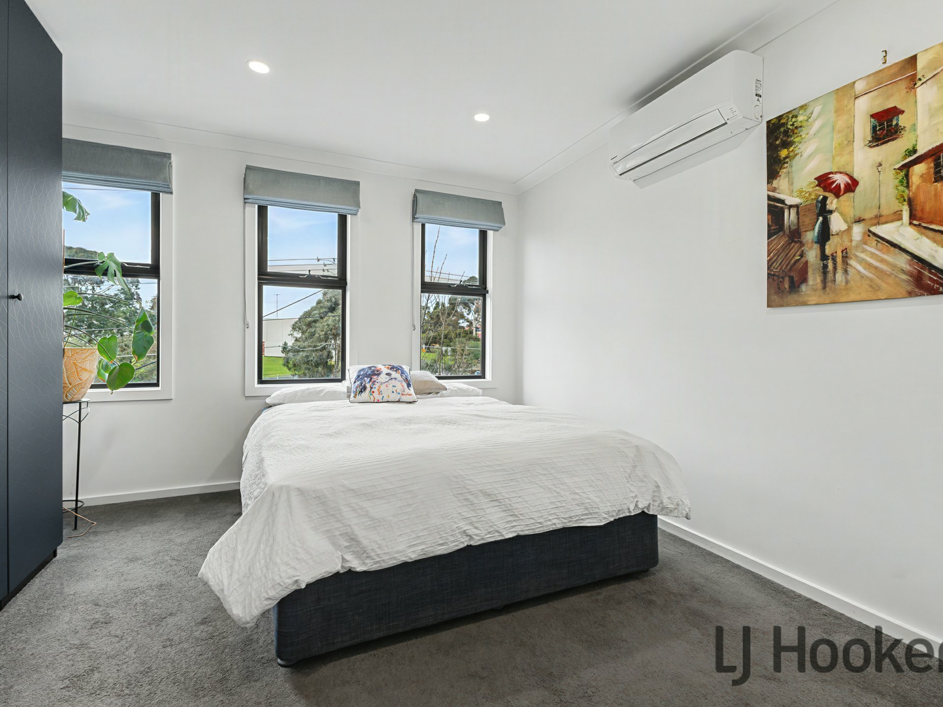 2/1114 Stud Road — photo 8 of 14