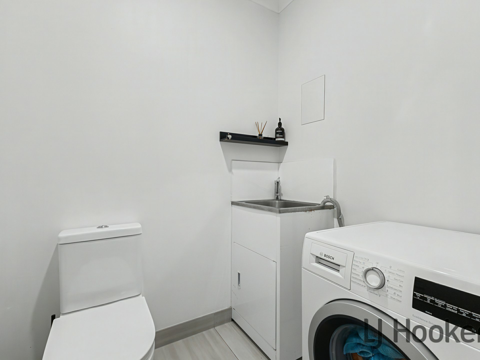 2/1114 Stud Road — photo 12 of 14