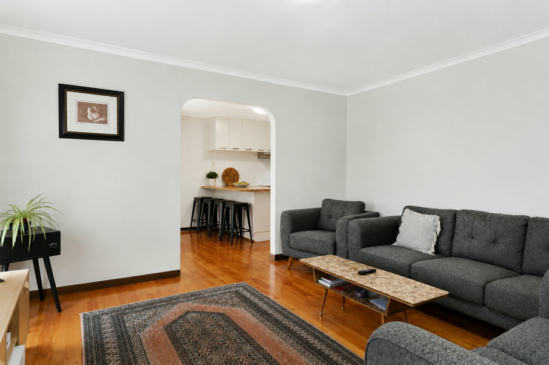 5/4 Starcross Avenue — photo 4 of 12