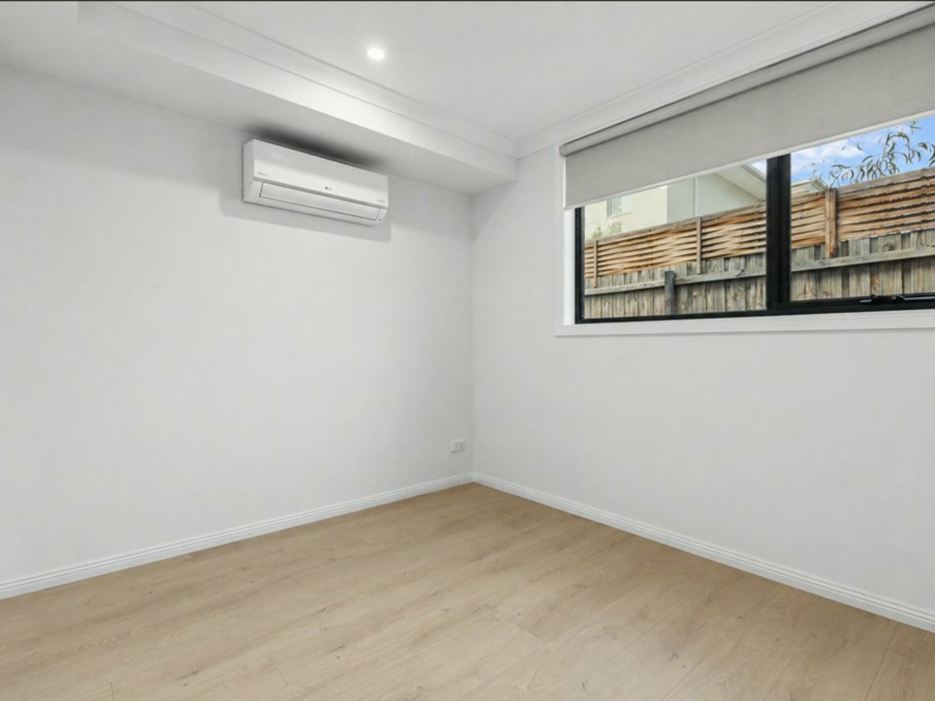 46 & 50/28 Scoresby Road — photo 7 of 9