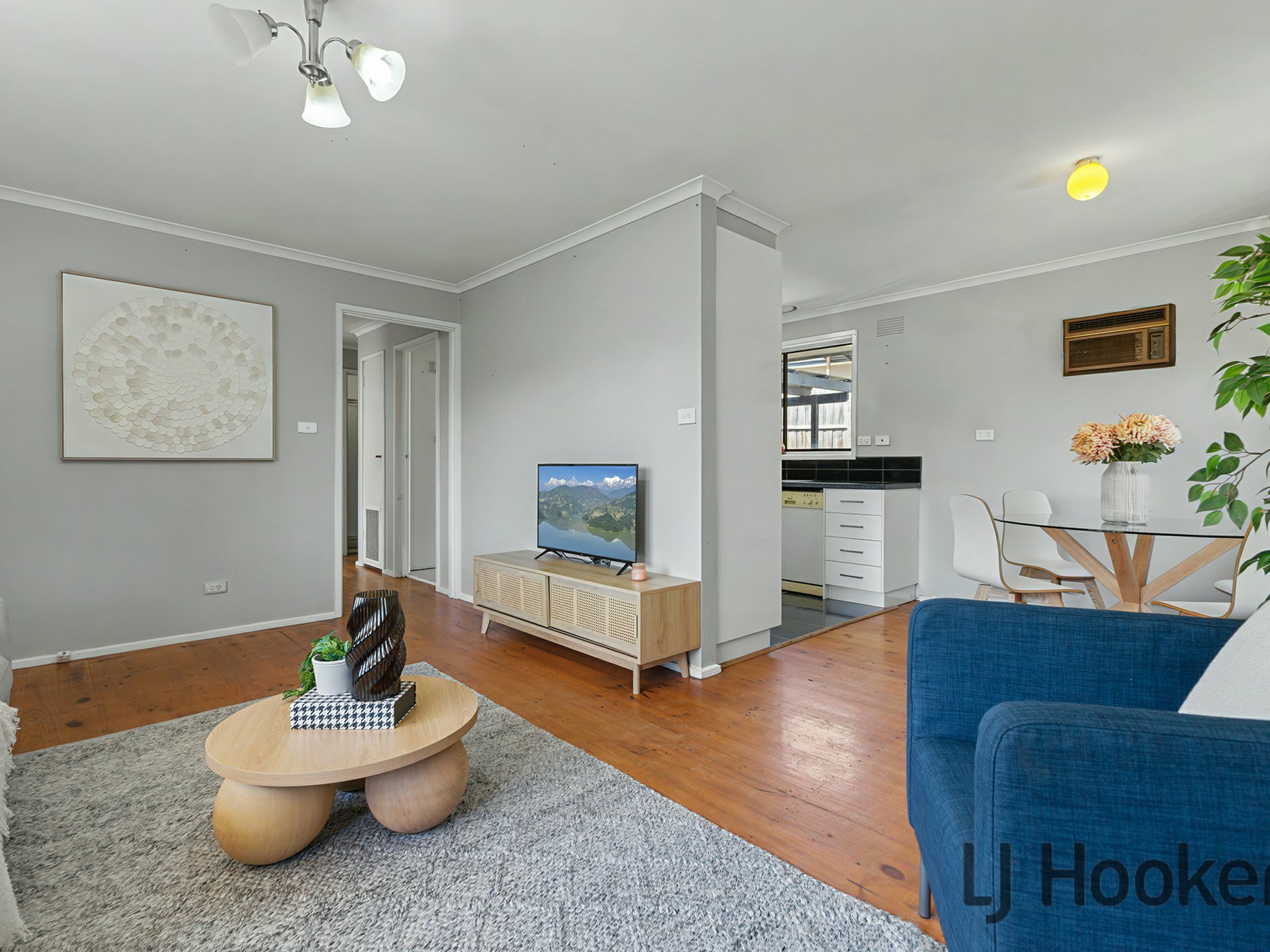 247 Warburton Hwy — photo 3 of 22