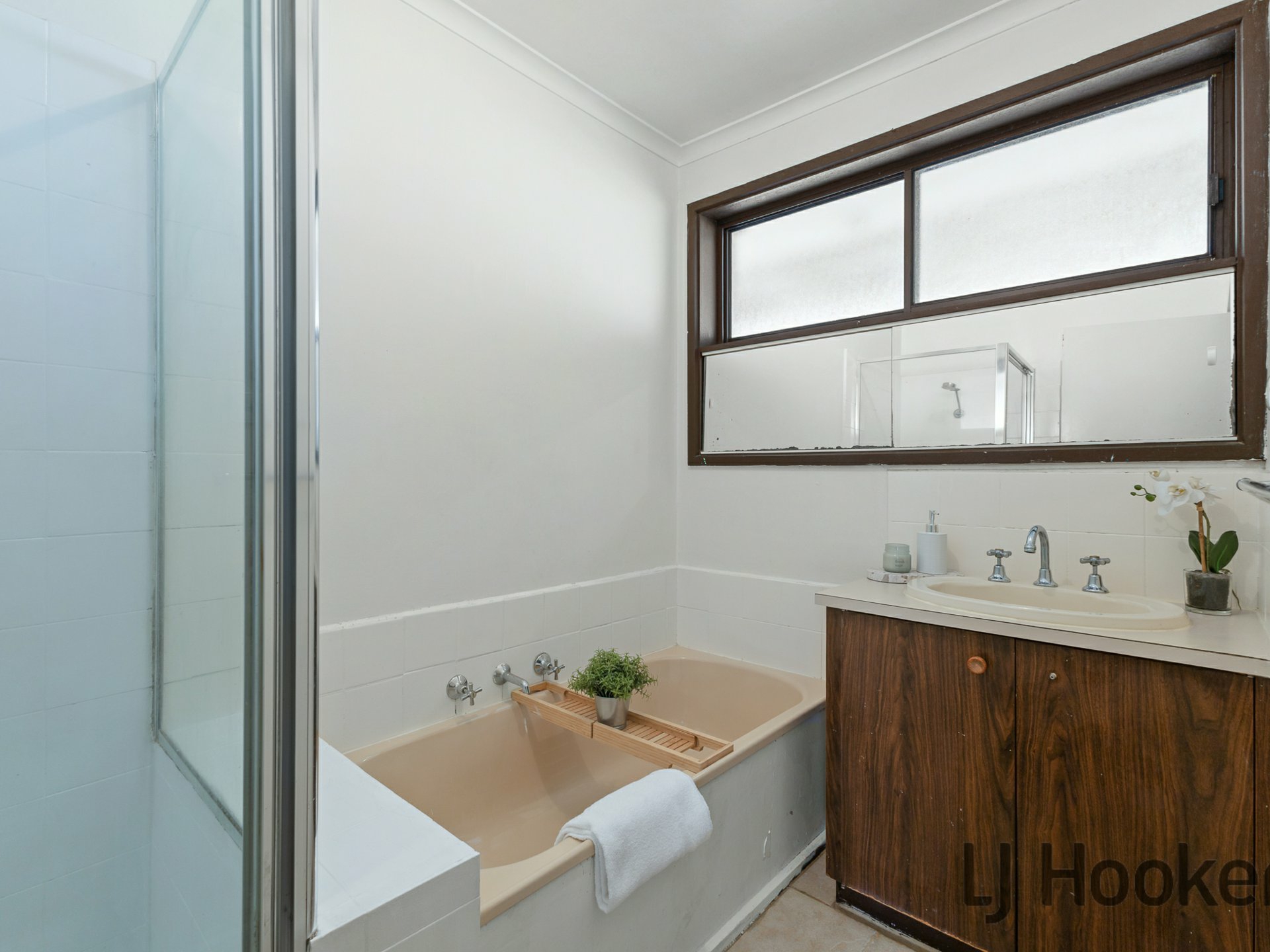 247 Warburton Hwy — photo 7 of 22