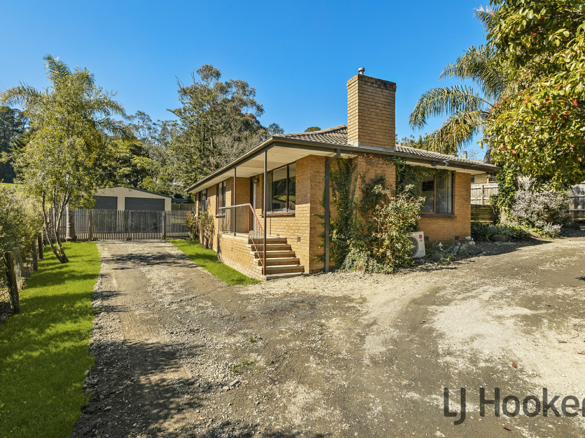 247 Warburton Hwy — photo 22 of 22
