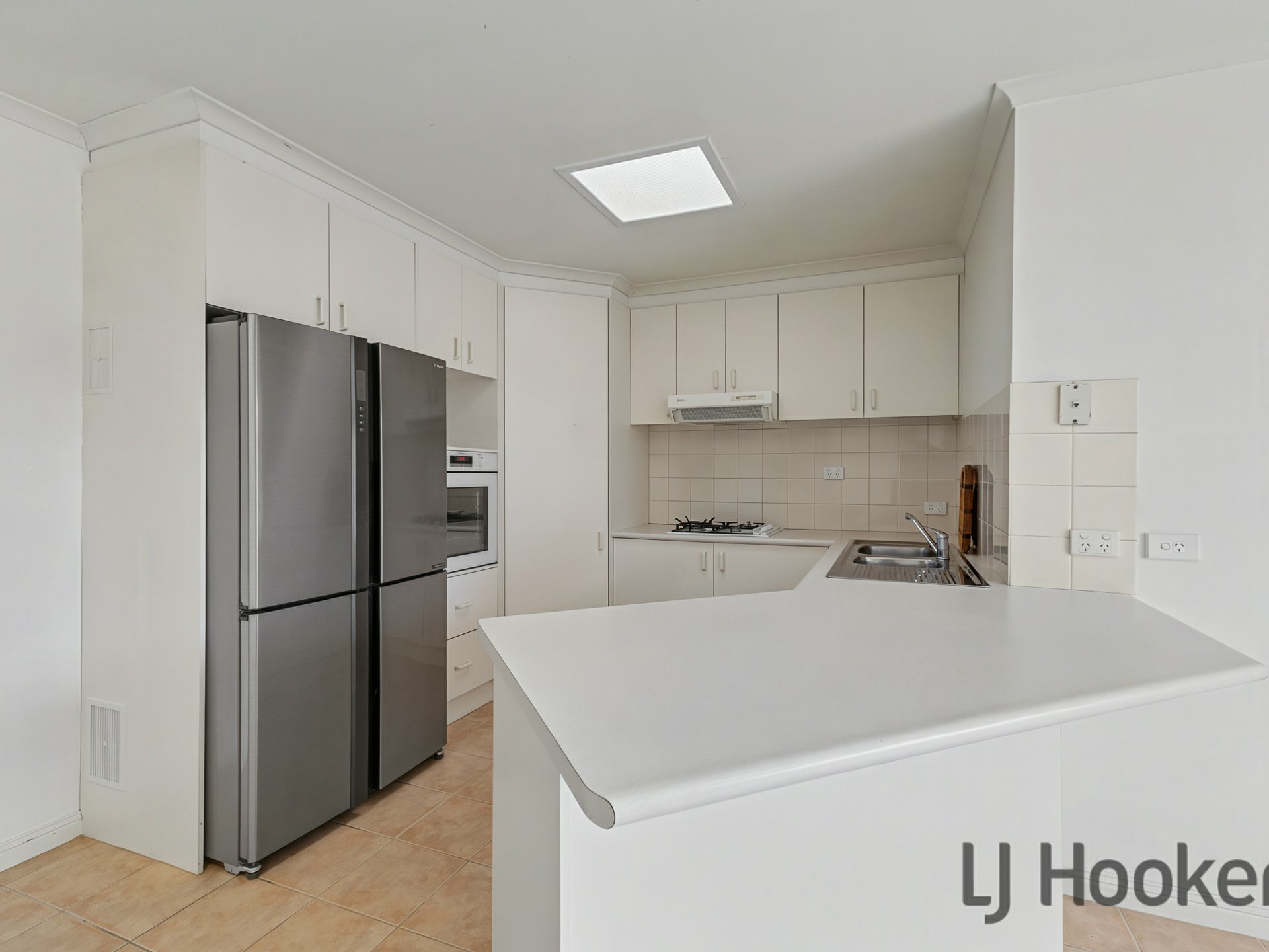 3/16 Wilson Street — photo 5 of 15