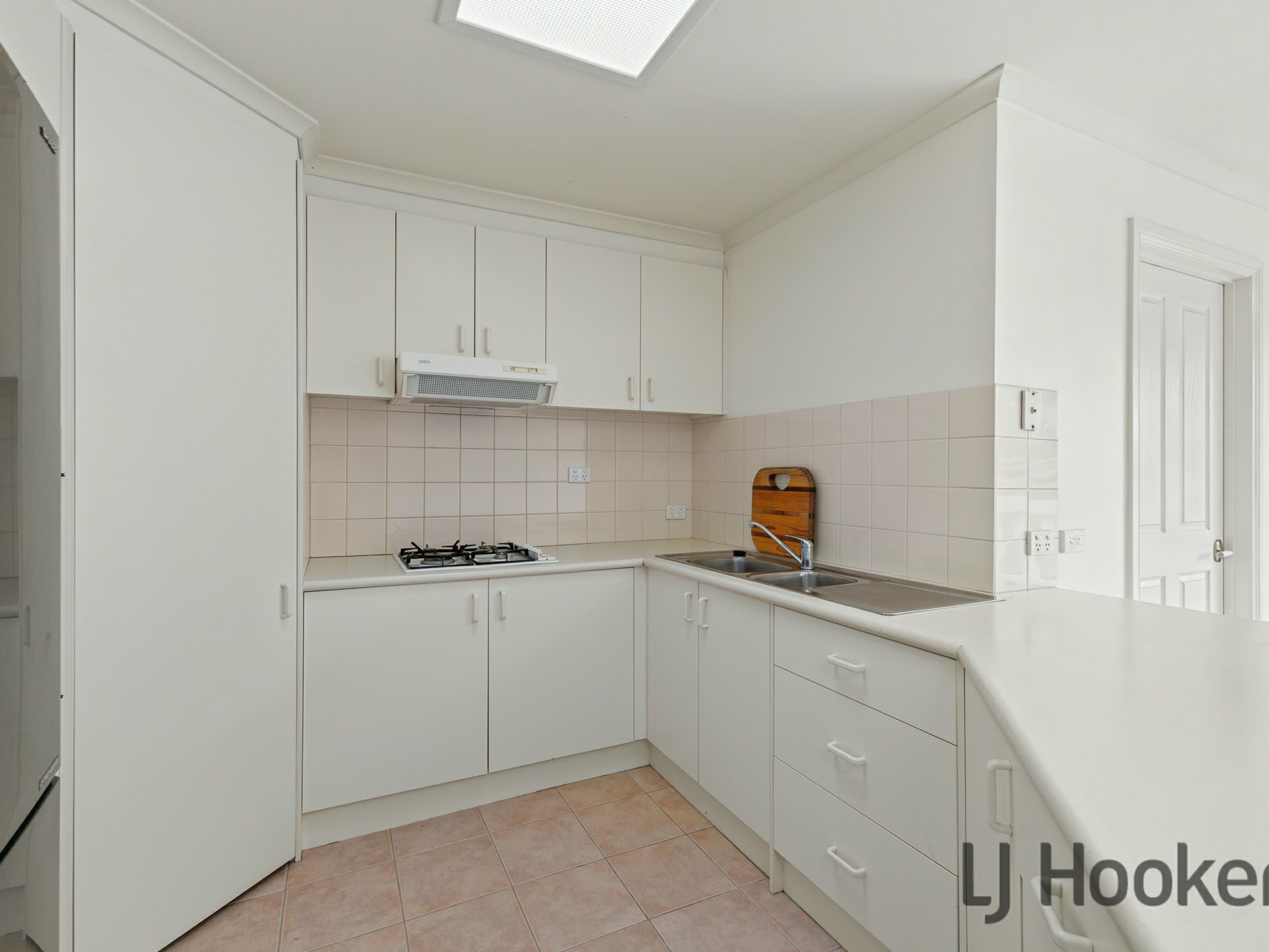 3/16 Wilson Street — photo 6 of 15