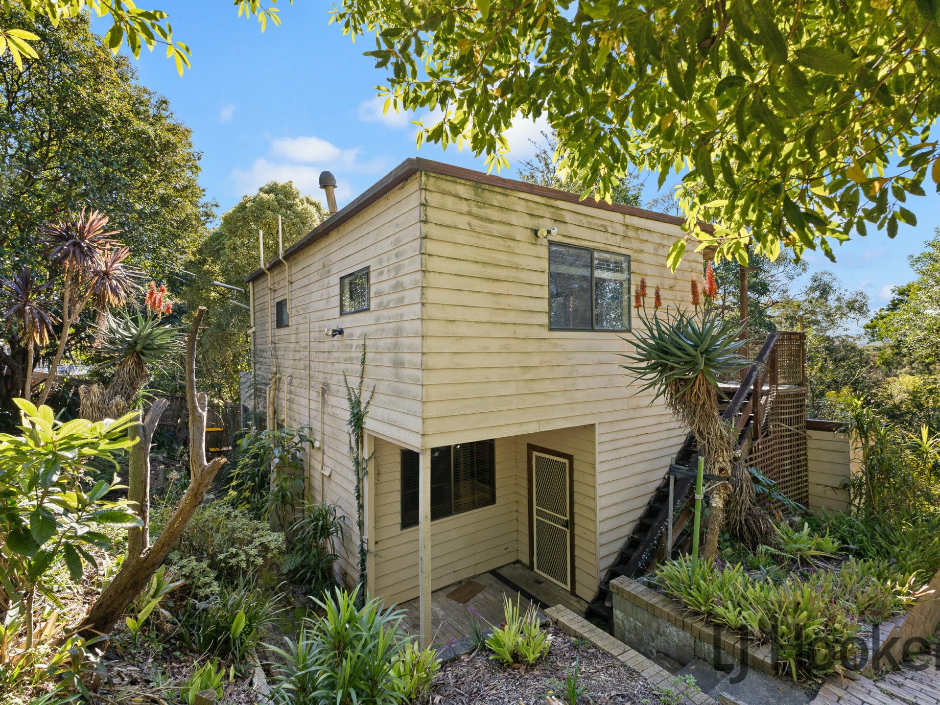 1379 Mountain Hwy — photo from LJ Hooker Boronia