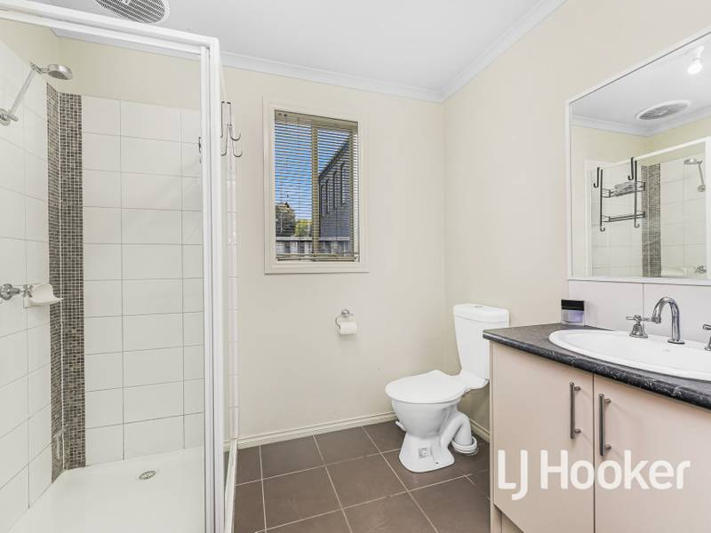 3 Peisley Crescent, CRANBOURNE EAST