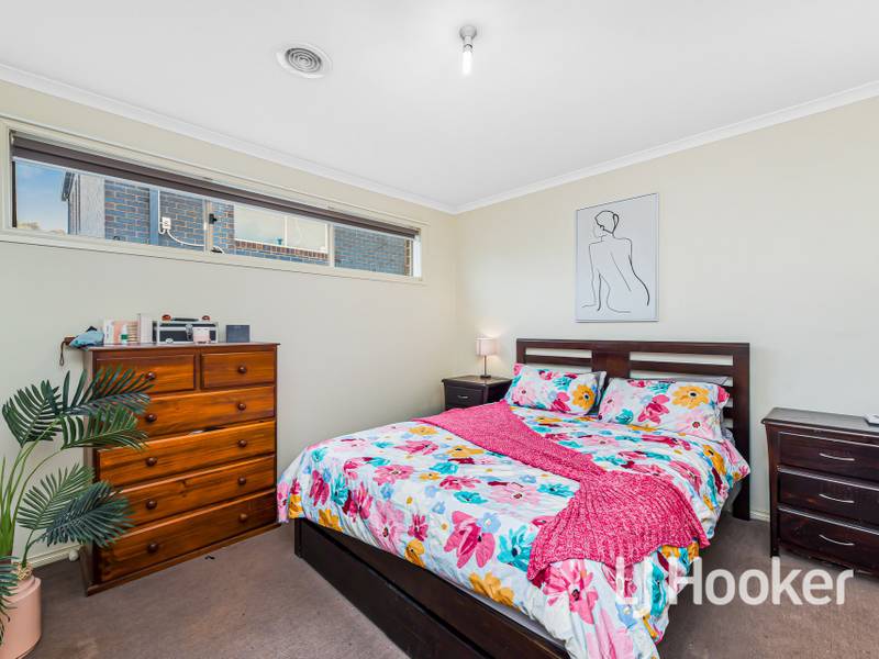 3 Peisley Crescent, CRANBOURNE EAST