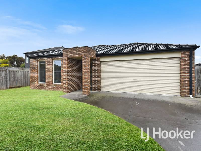 3 Peisley Crescent, CRANBOURNE EAST
