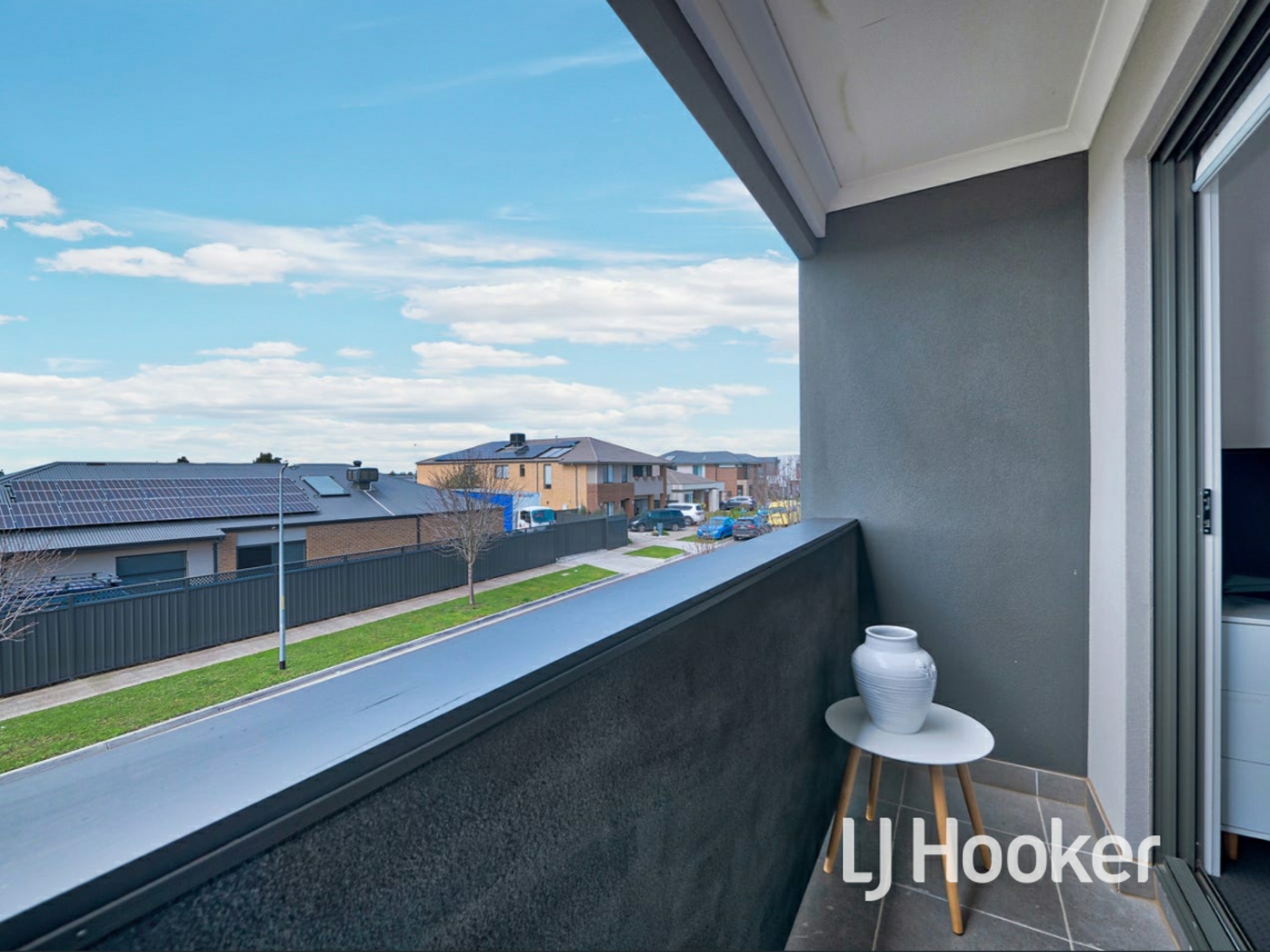 2 Easter Way, CRANBOURNE EAST