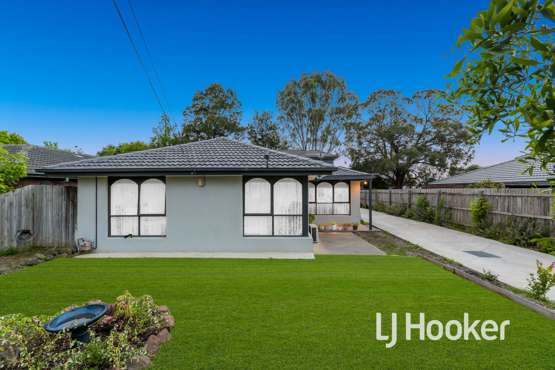 1/49 Loch Street Cranbourne VIC