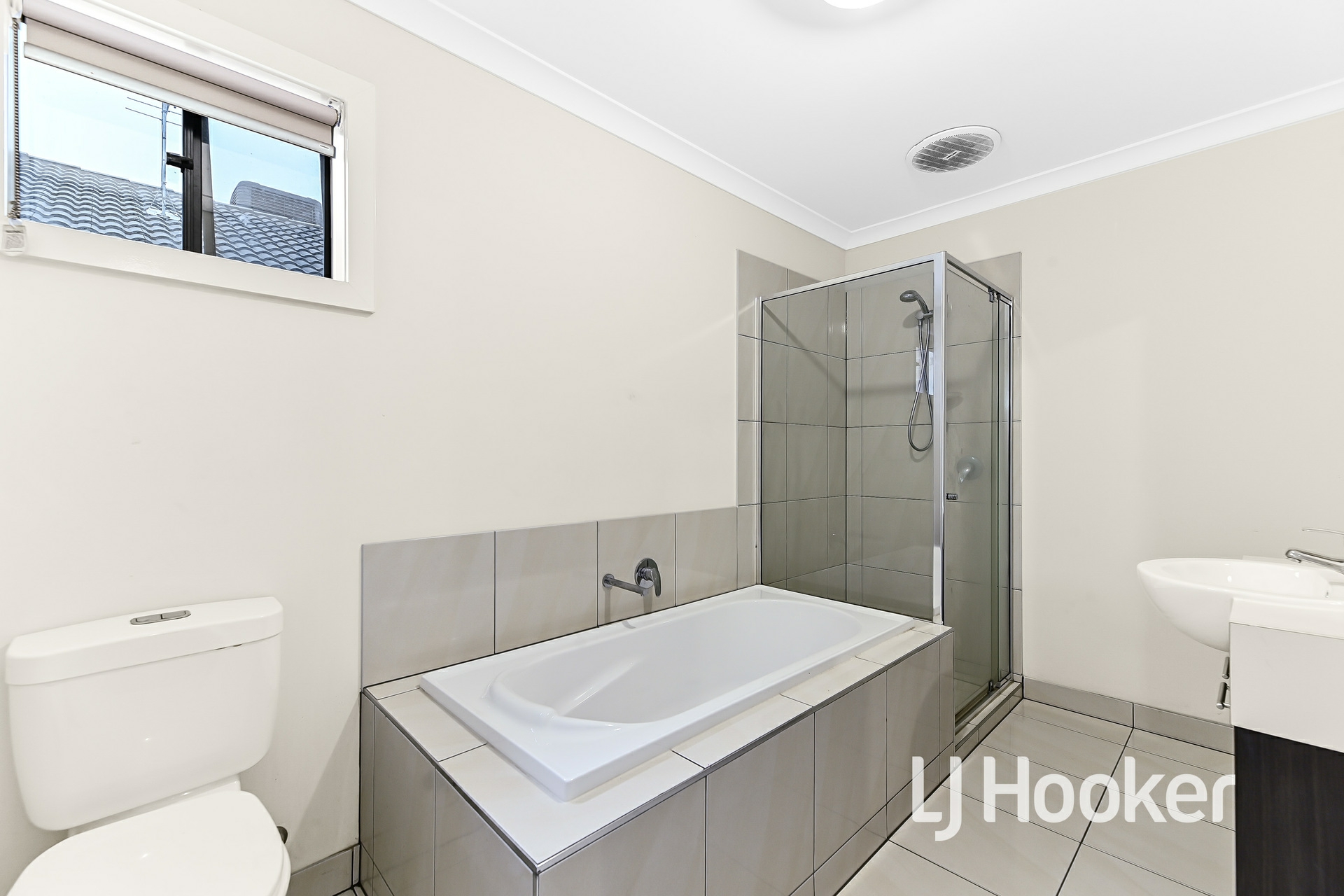 17 Cavendish Avenue, CLYDE