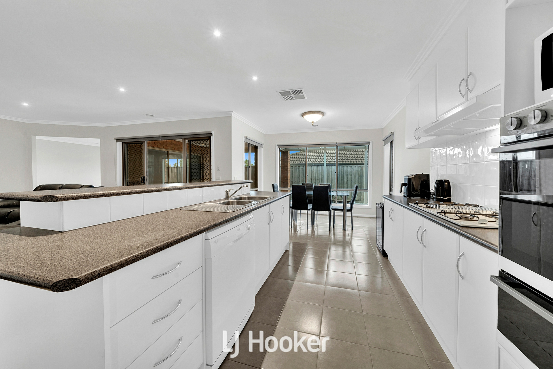 123 Majestic Boulevard, CRANBOURNE