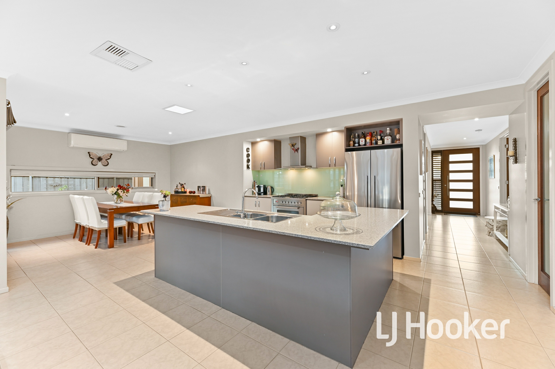 8 Paramu Court, TOORADIN