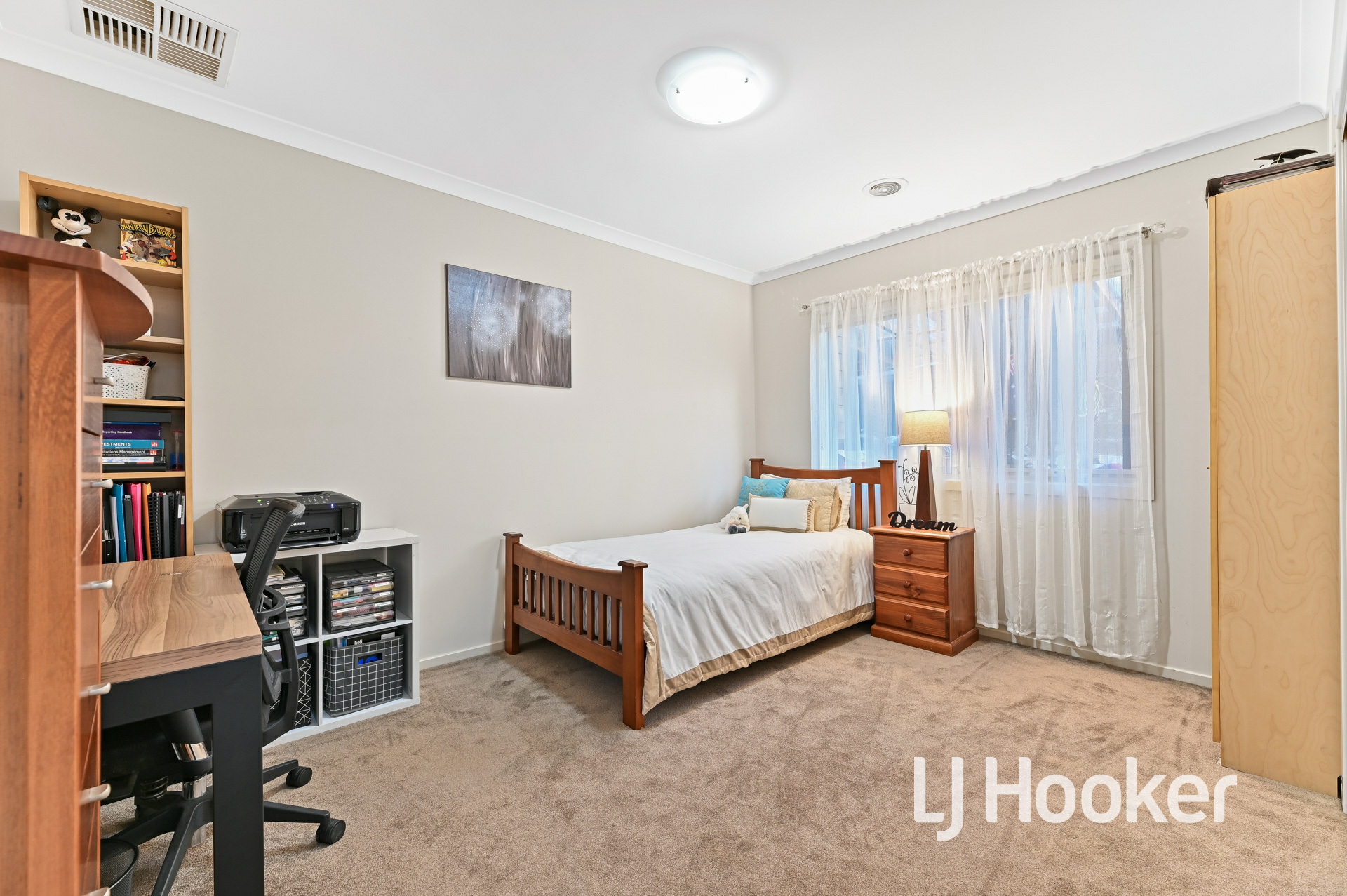 8 Paramu Court, TOORADIN
