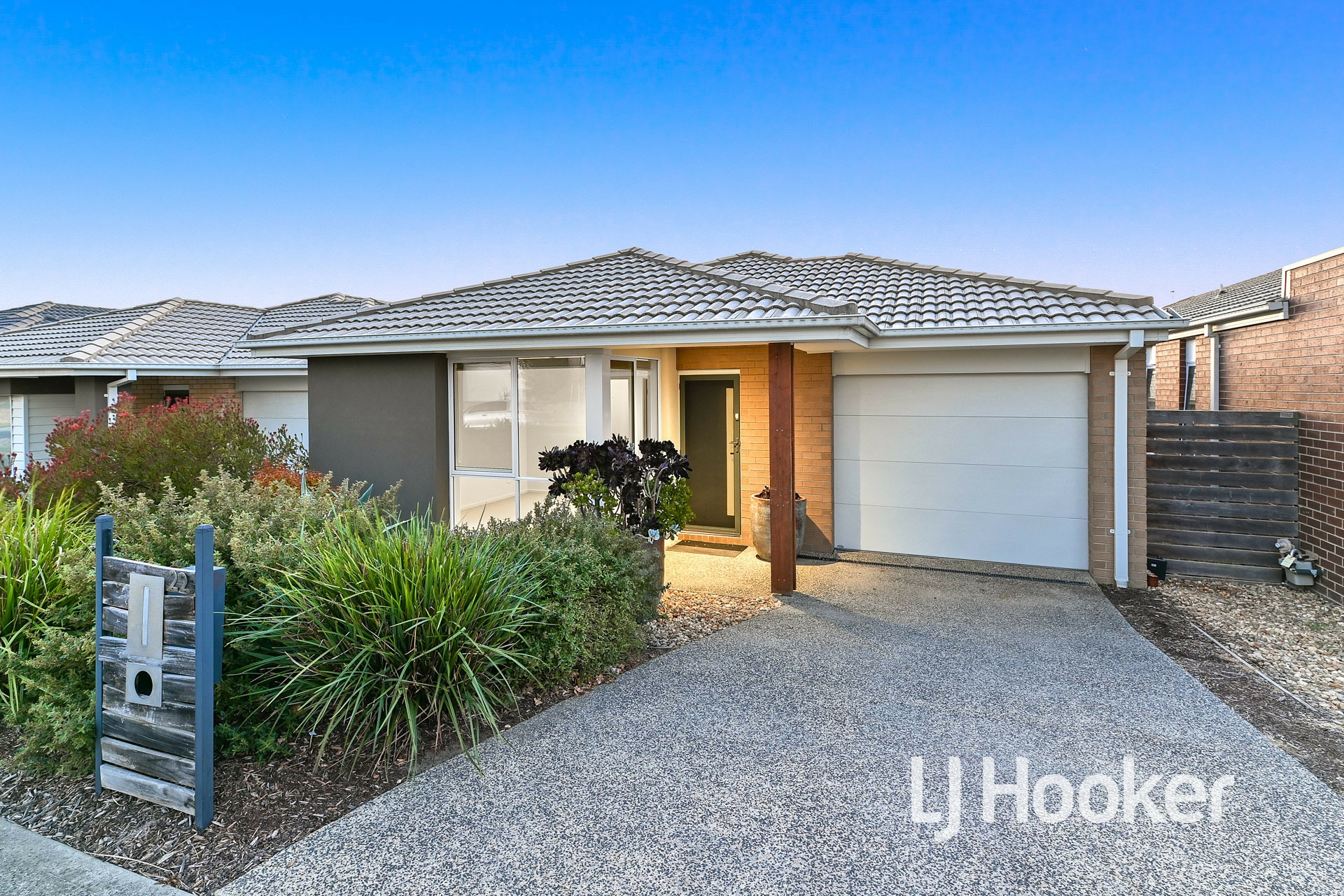 22 Barley Crescent, CLYDE NORTH