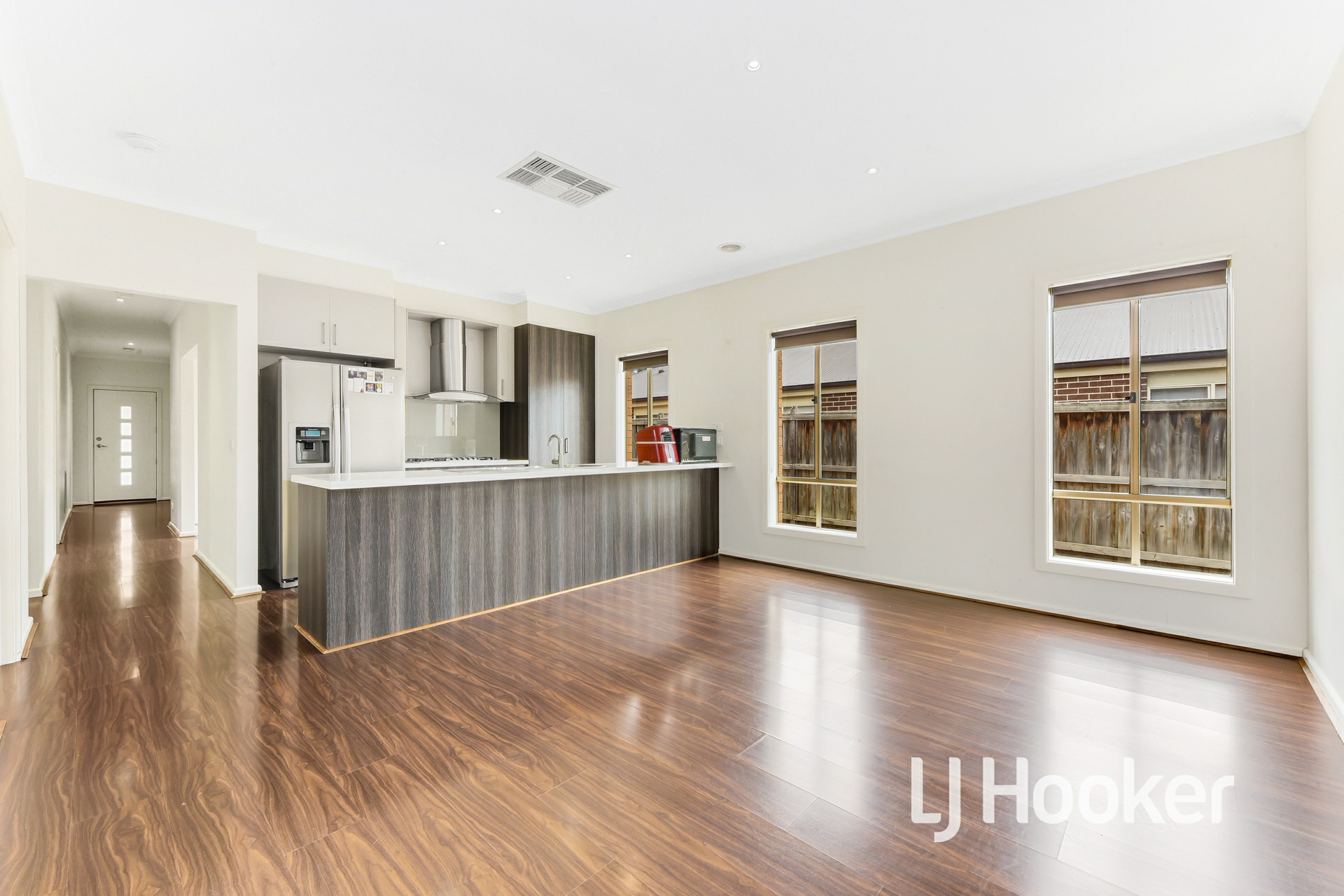 53 Valencia Circuit, CRANBOURNE