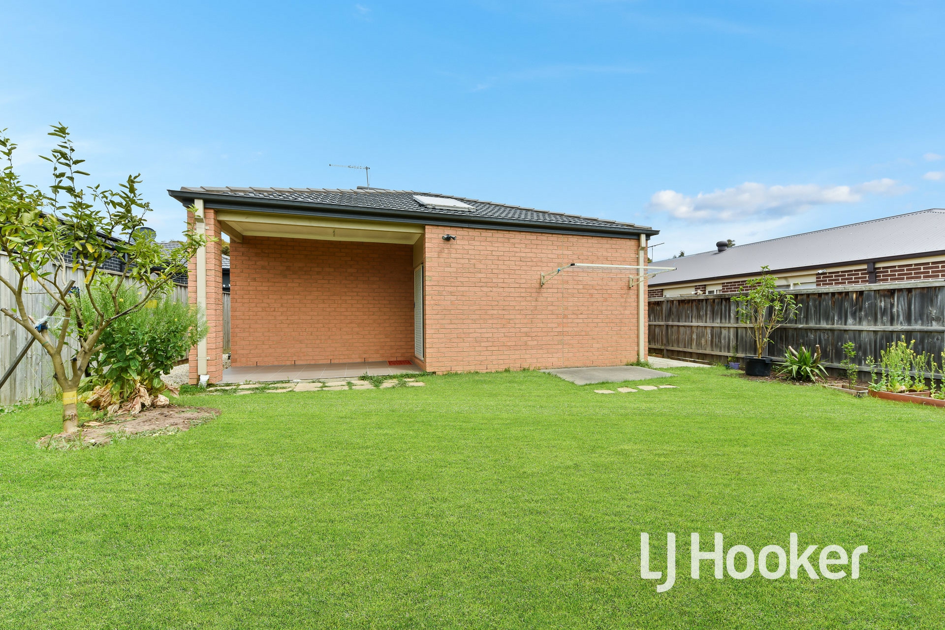 53 Valencia Circuit, CRANBOURNE