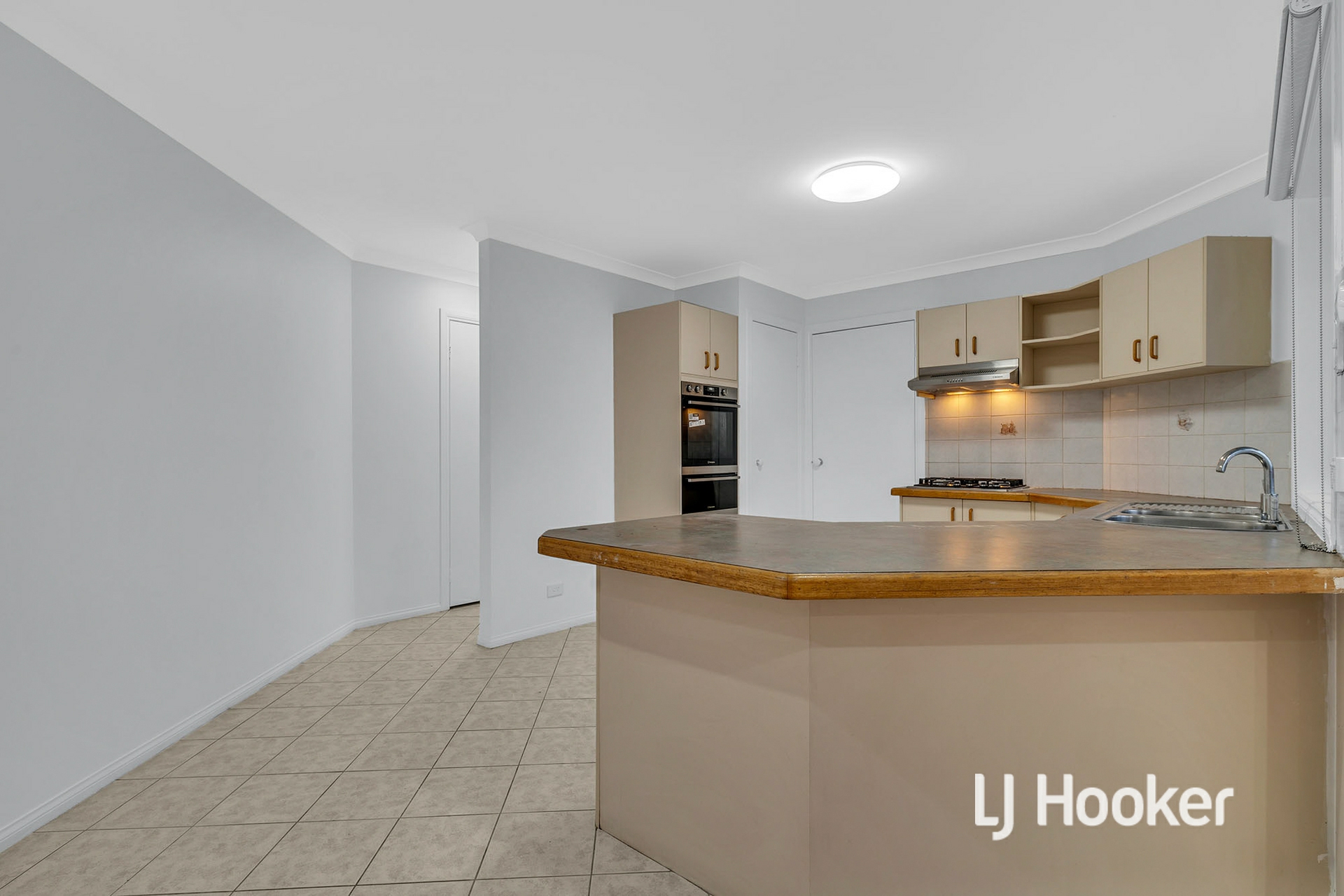 5 Chapman Street, CARRUM DOWNS