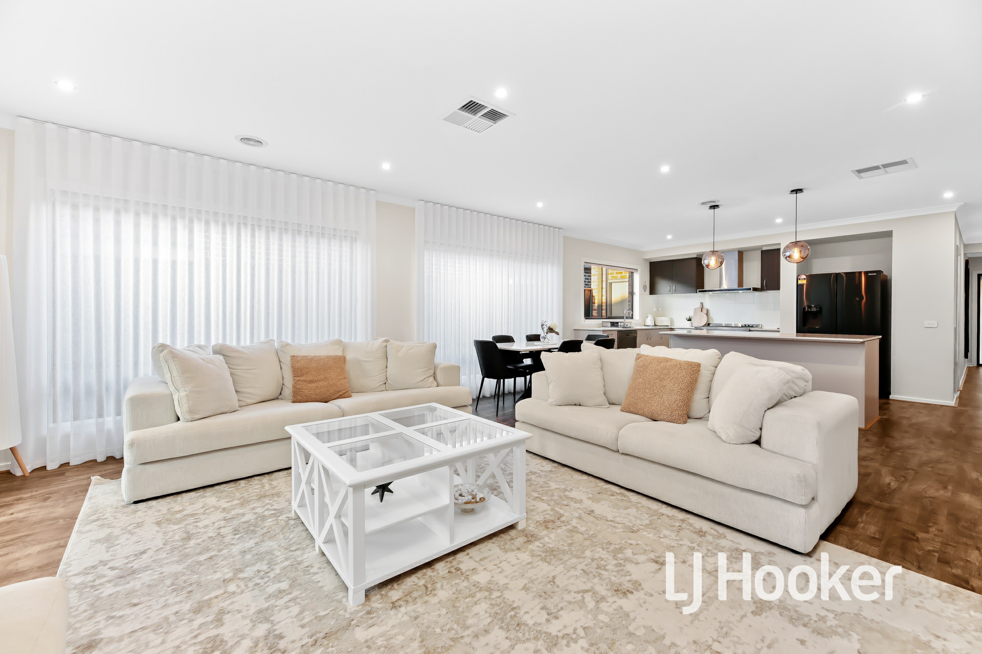 9 Carlyle Crescent, CLYDE NORTH