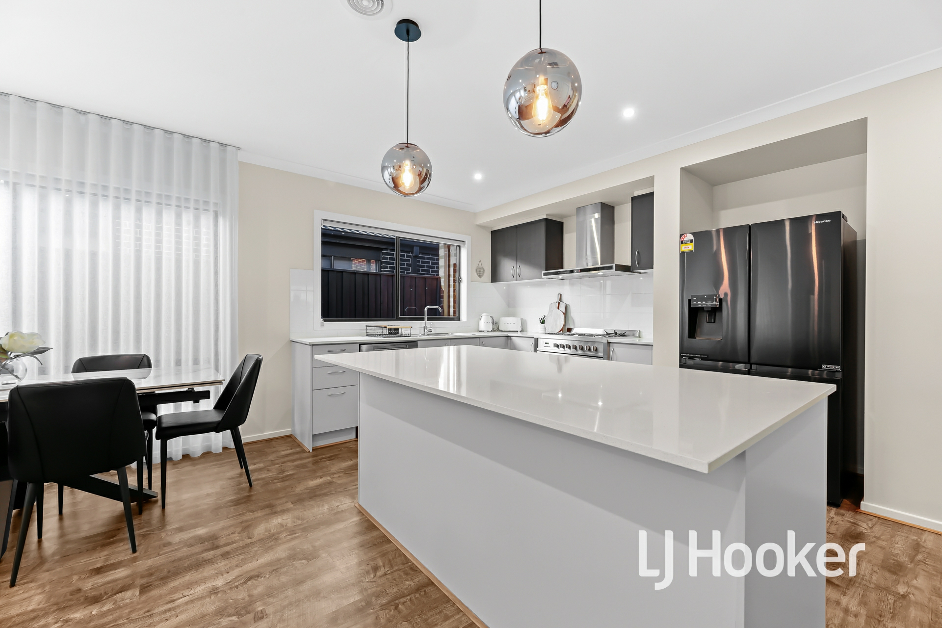 9 Carlyle Crescent, CLYDE NORTH
