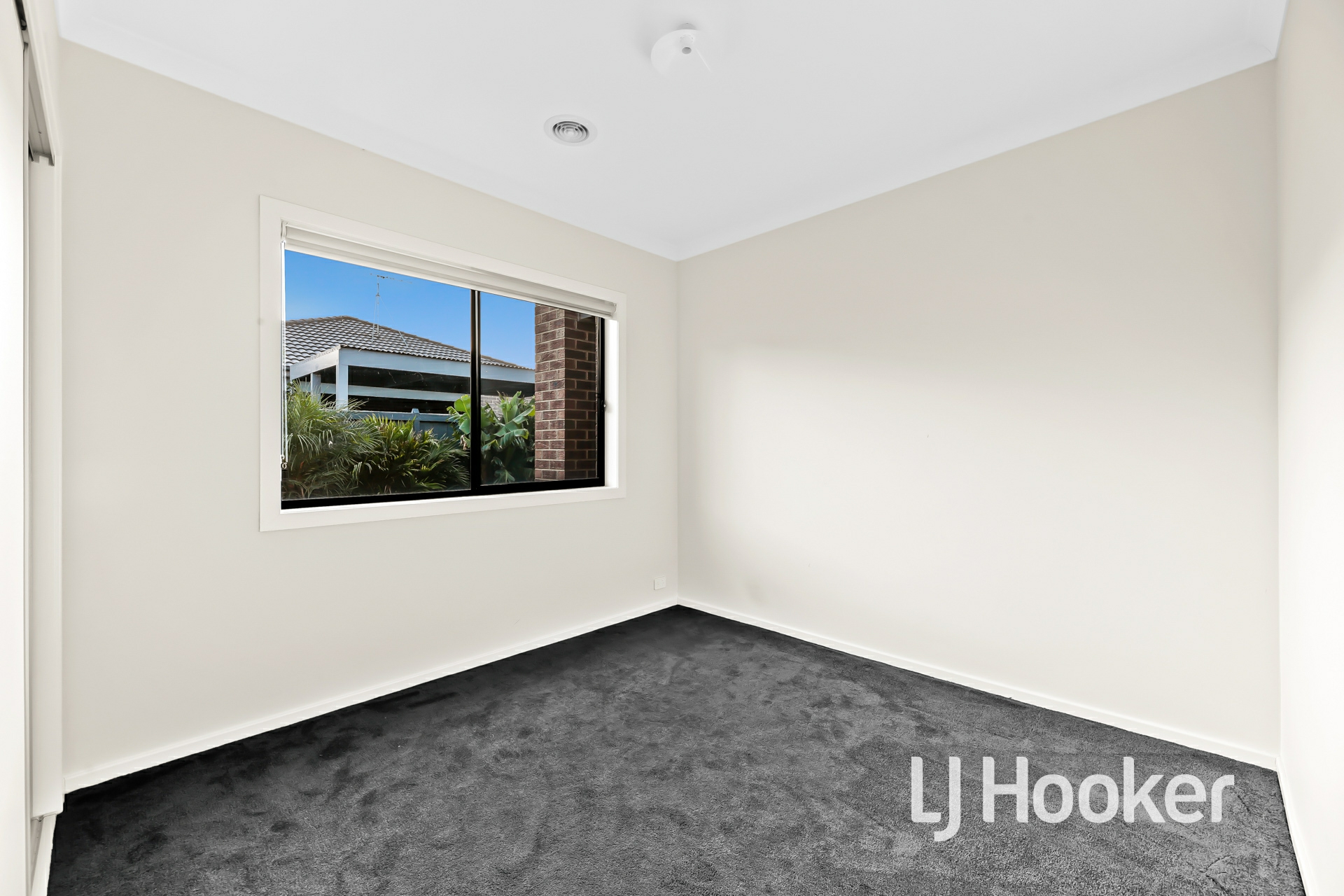 9 Carlyle Crescent, CLYDE NORTH