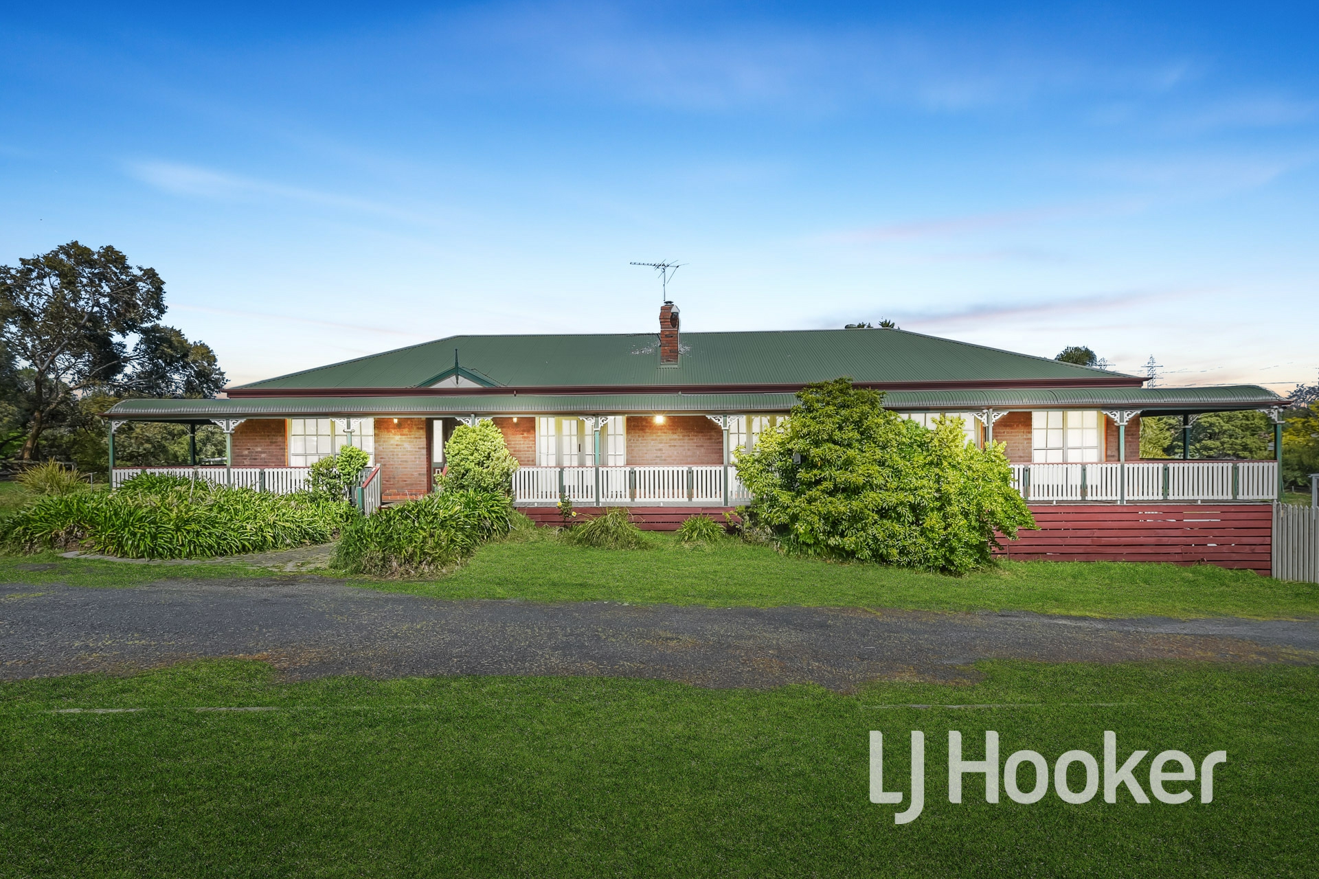 25-27 Cranston Close — photo from LJ Hooker Cranbourne