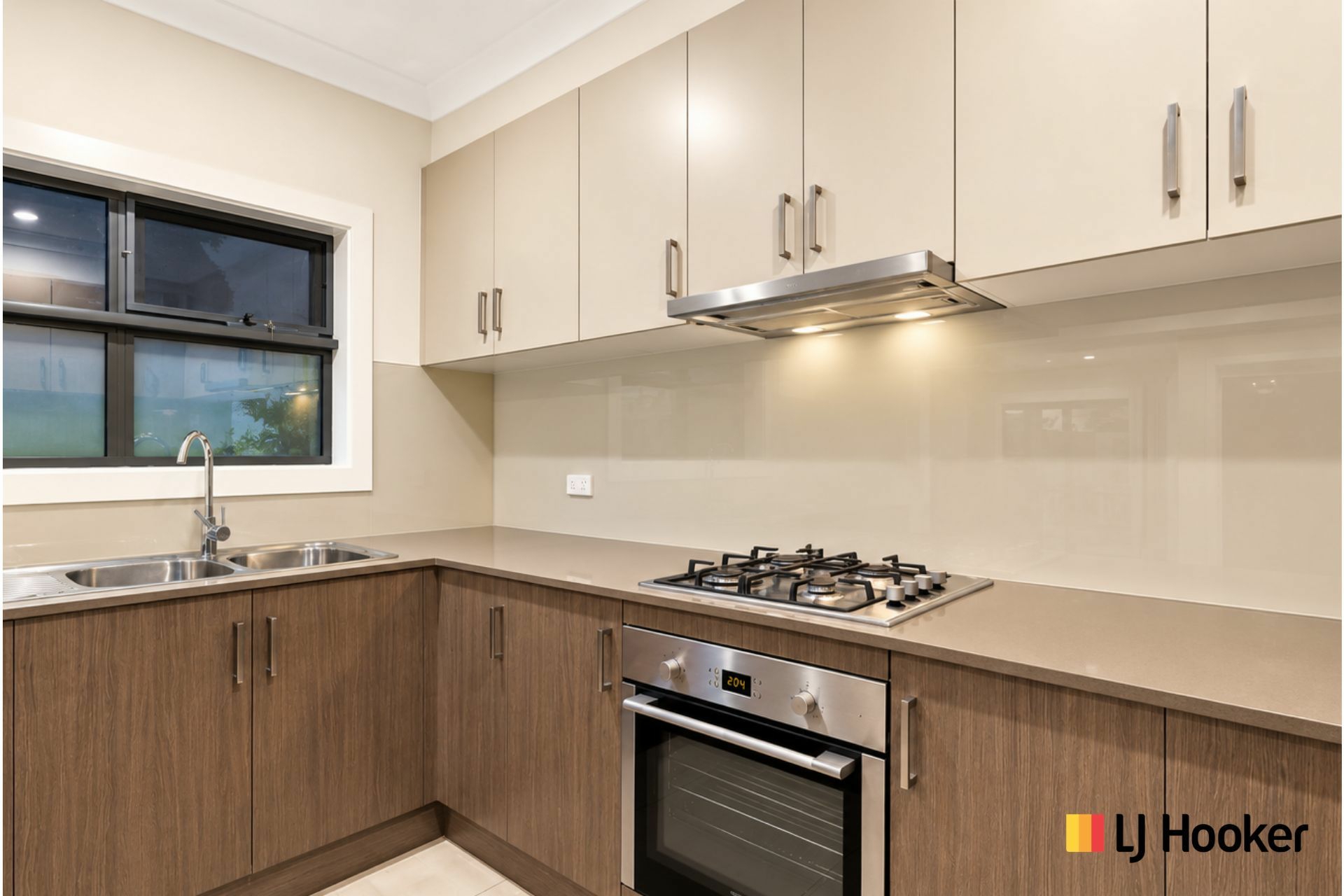 5/45 Stawell Street — photo 3 of 13