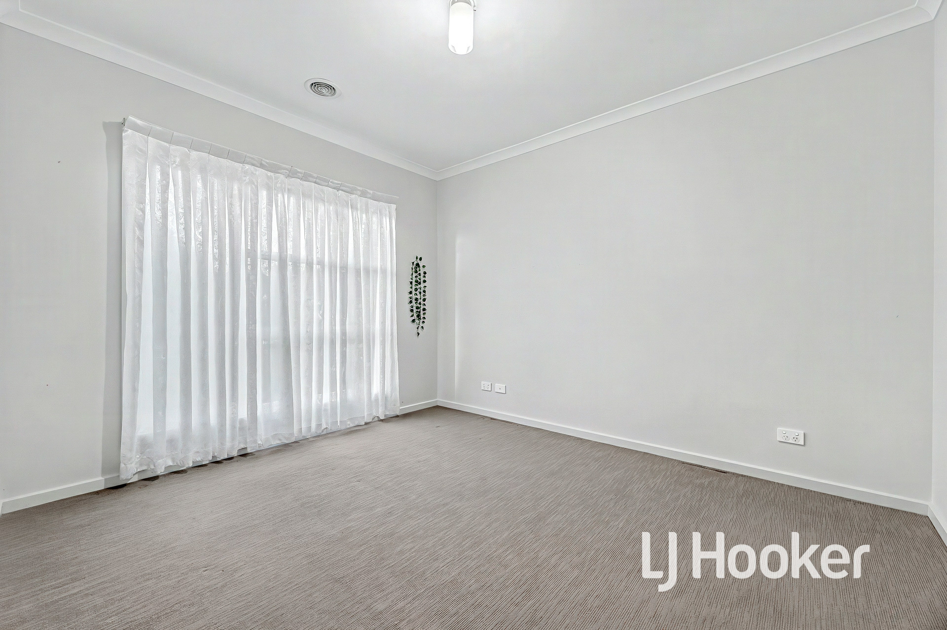 21 Bendigo Court — photo 11 of 20