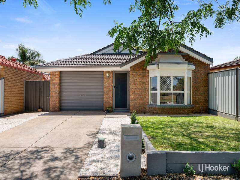32 Balmoral Circuit Blakeview SA