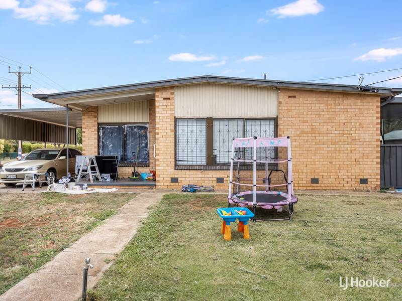 14 Buckley Street Davoren Park SA