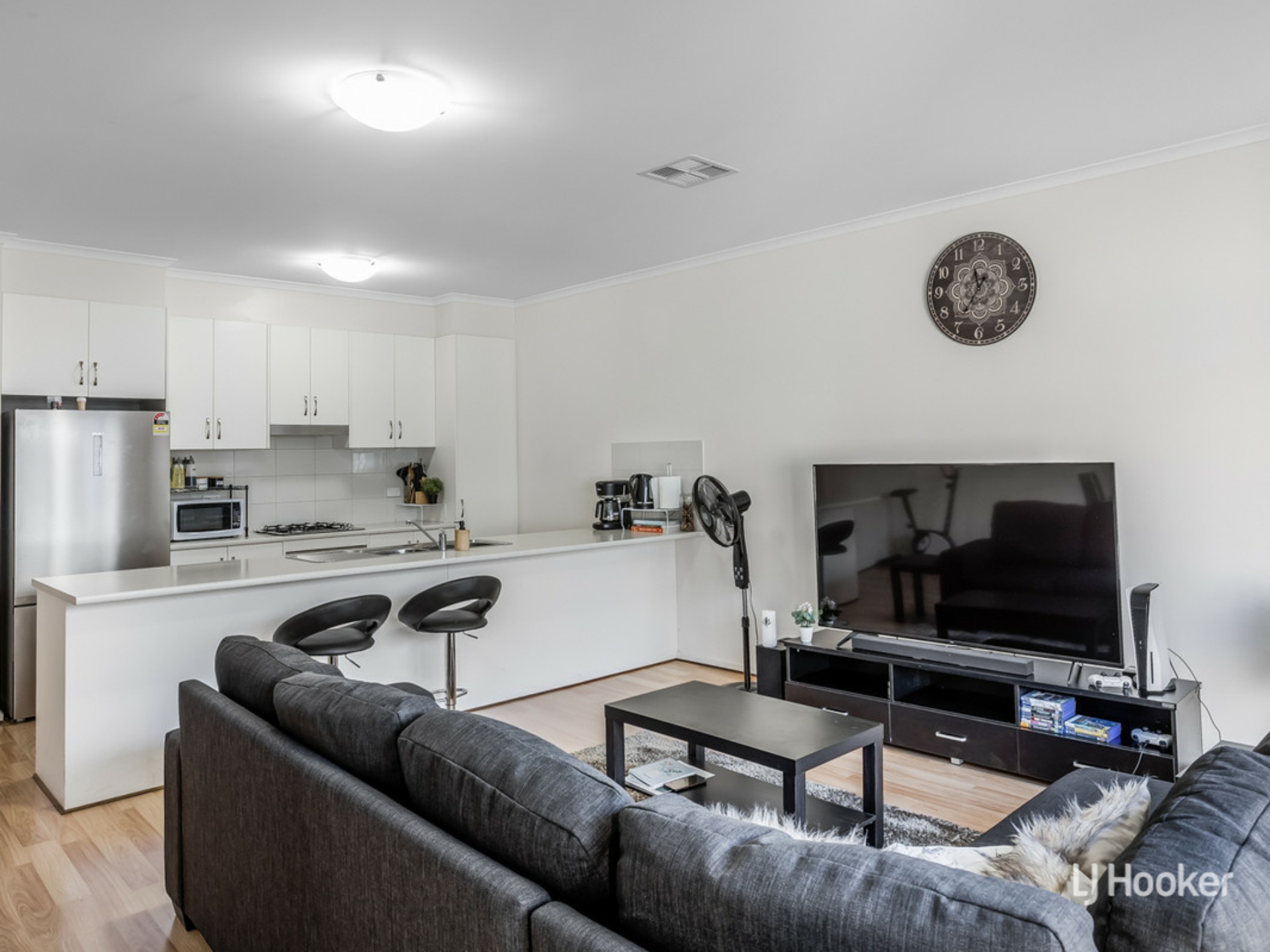 21 Flax-Lily Lane, MUNNO PARA