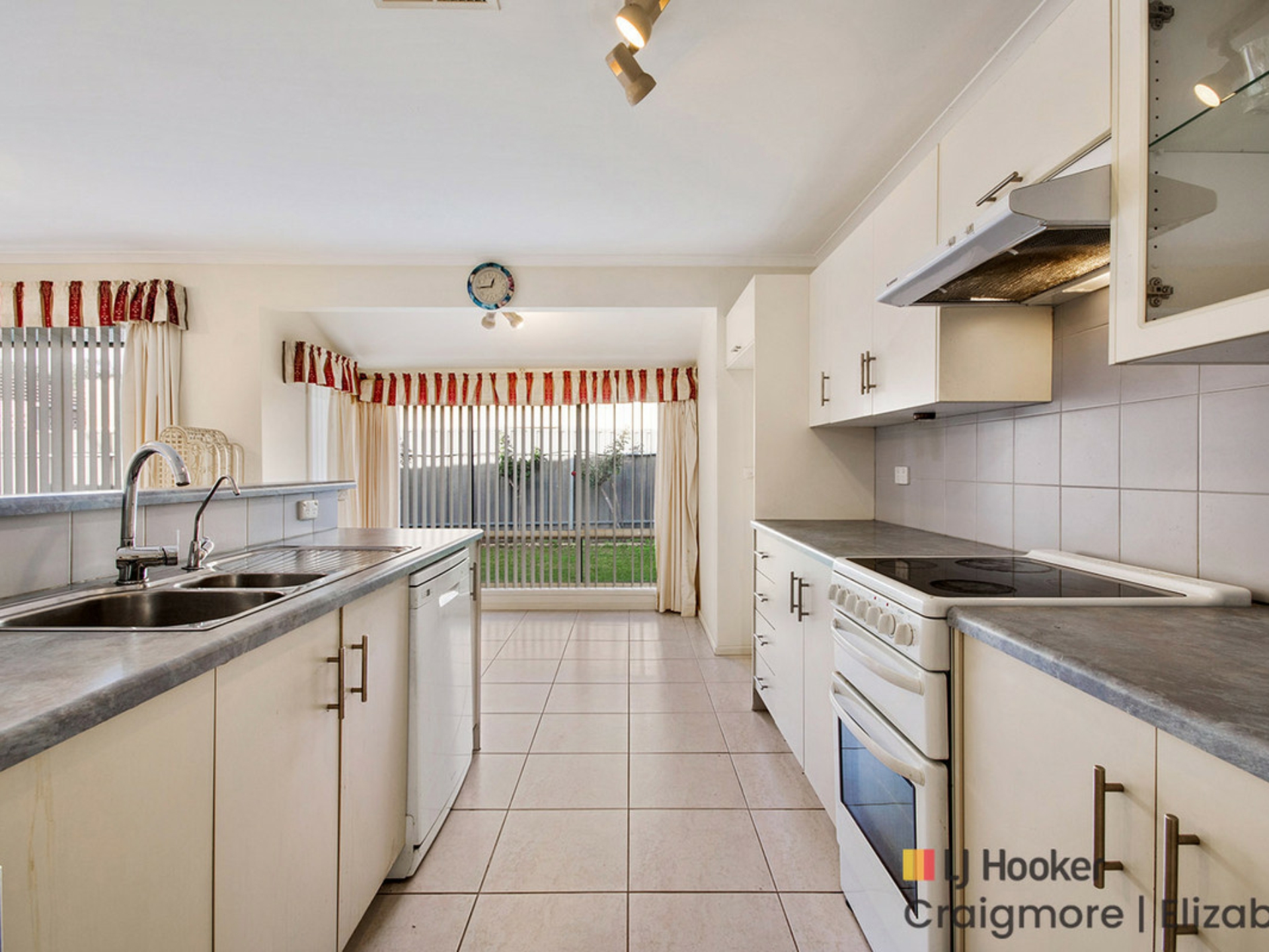 5 Cleland Avenue, BLAKEVIEW