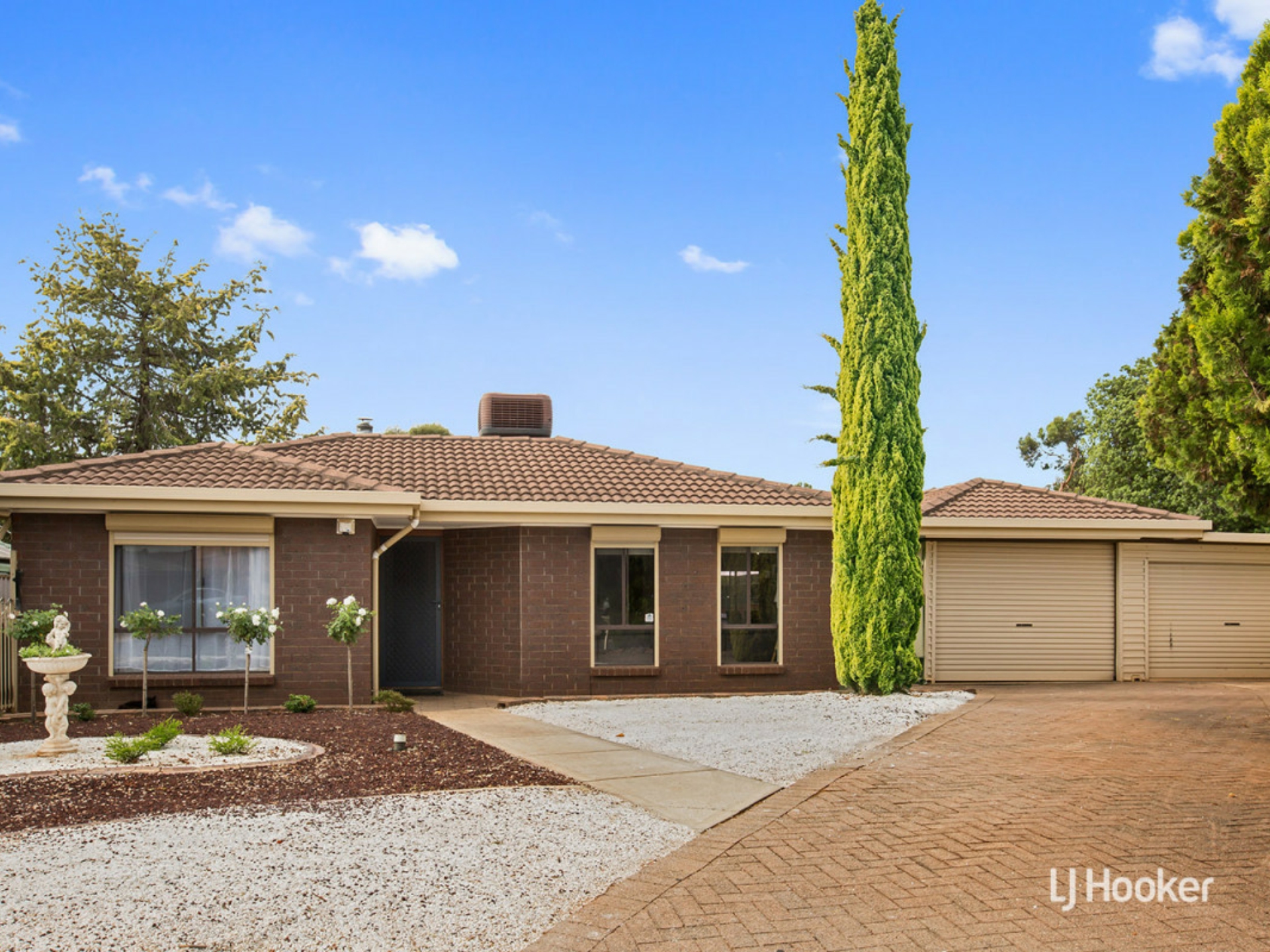 11 Seville Court Craigmore SA