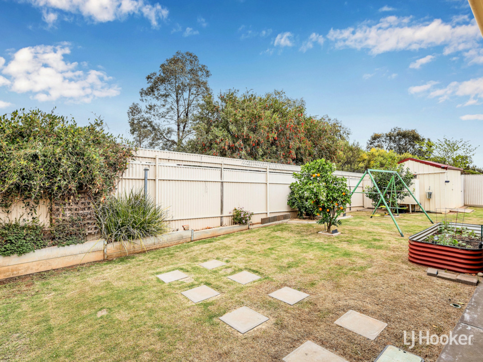 5 Castle Court, BLAKEVIEW