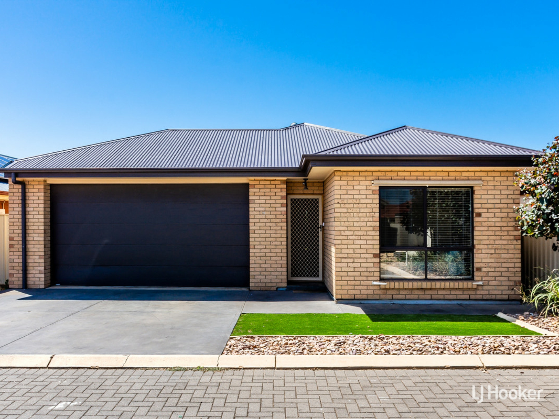 10 Maple Leaf Court Munno Para West SA