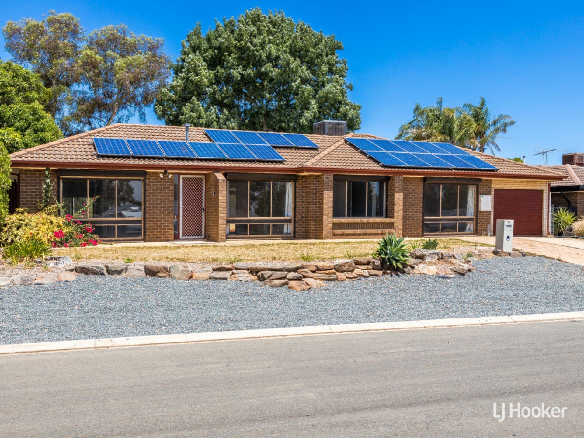 9 Gunnawarra Crescent, Craigmore