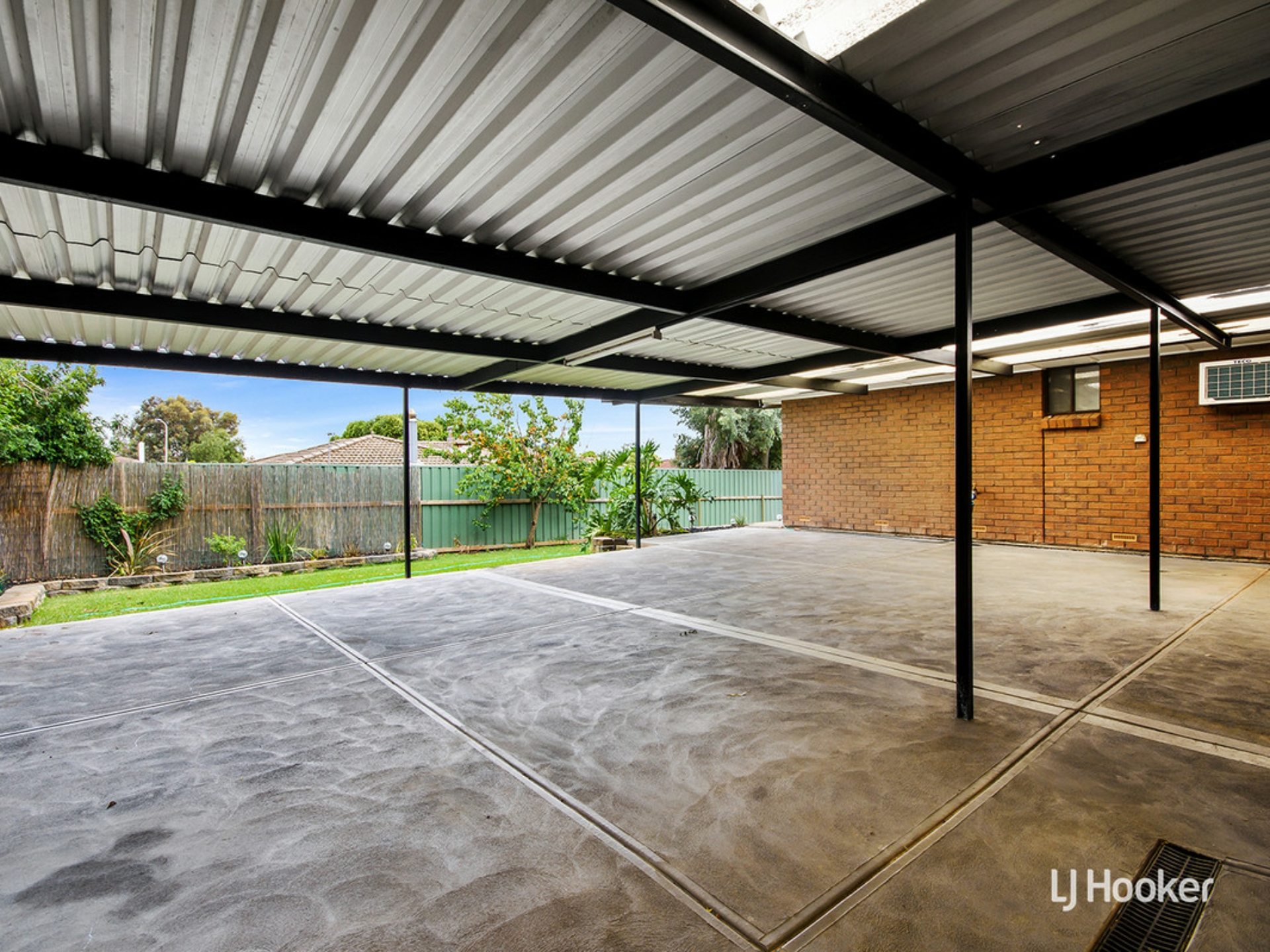 14 Megunya Crescent, Craigmore