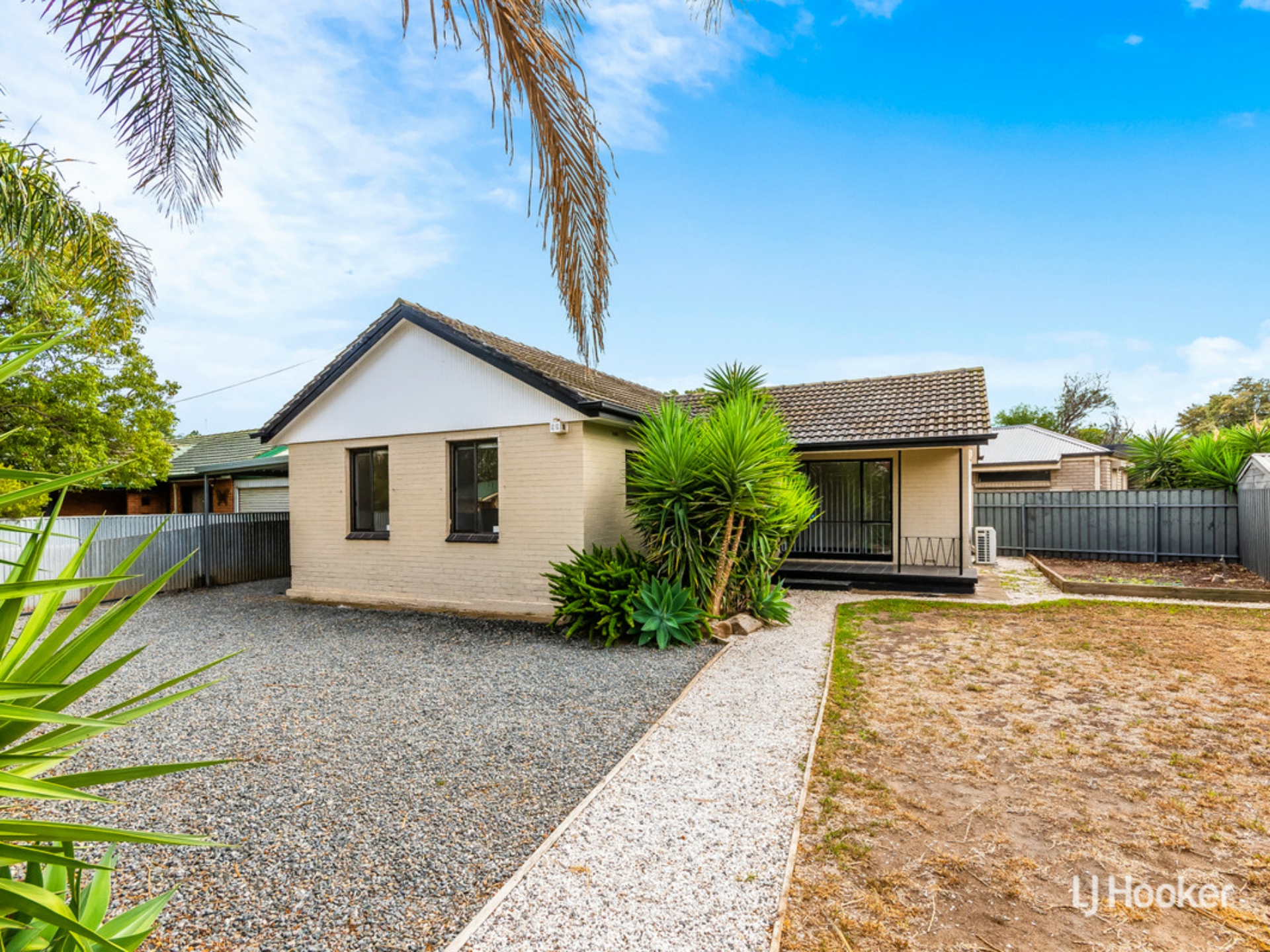 1 McLean Street Elizabeth Park SA