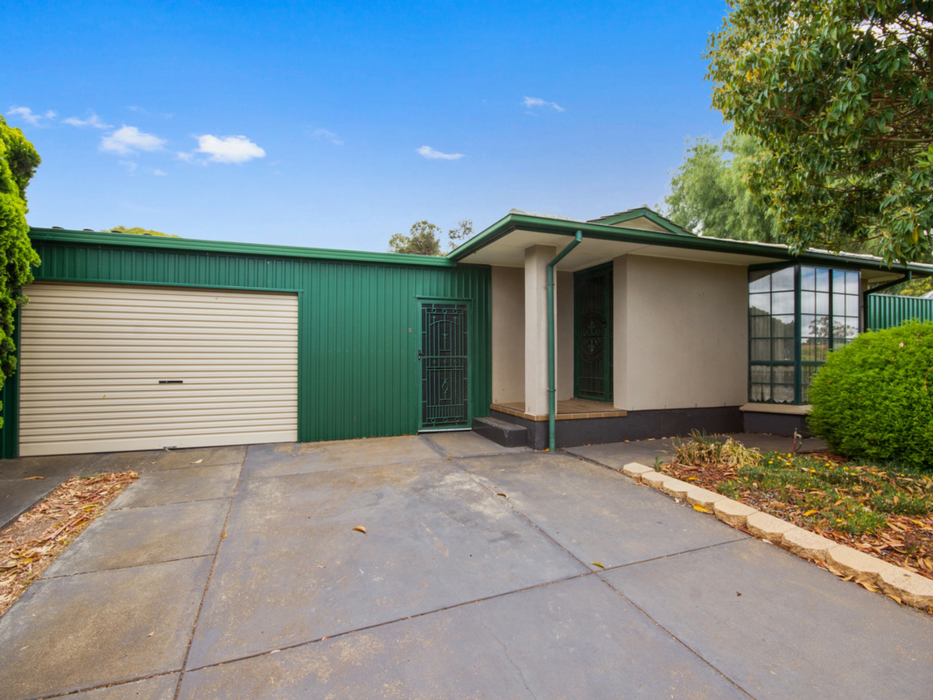 5 Admella Court, Craigmore