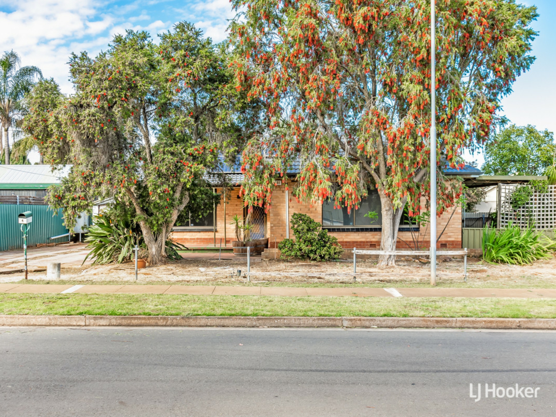 4 Bush Street Elizabeth Downs SA