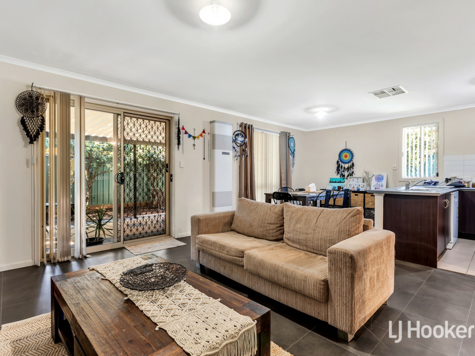9 Mayflower Close, DAVOREN PARK