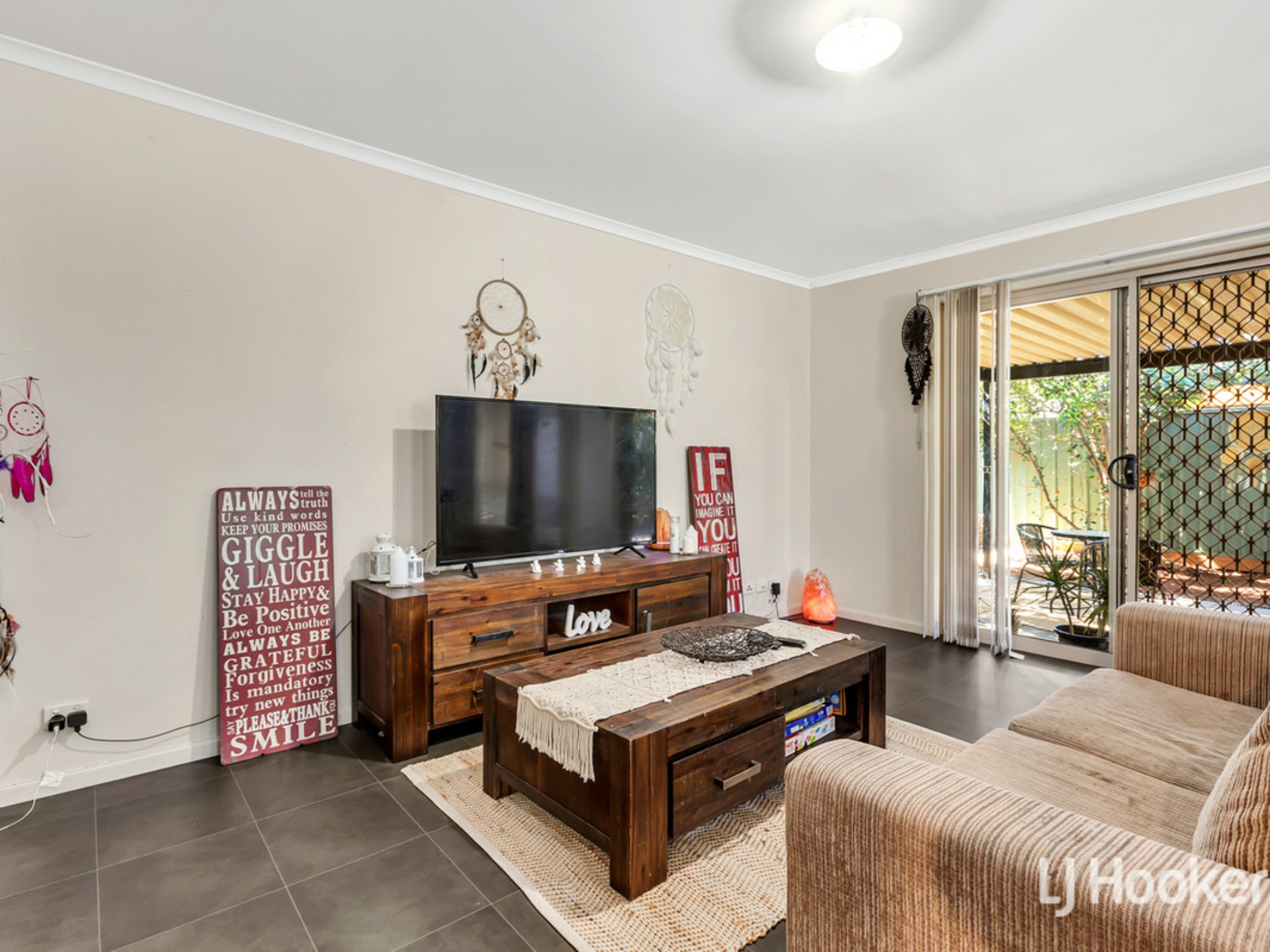 9 Mayflower Close, DAVOREN PARK