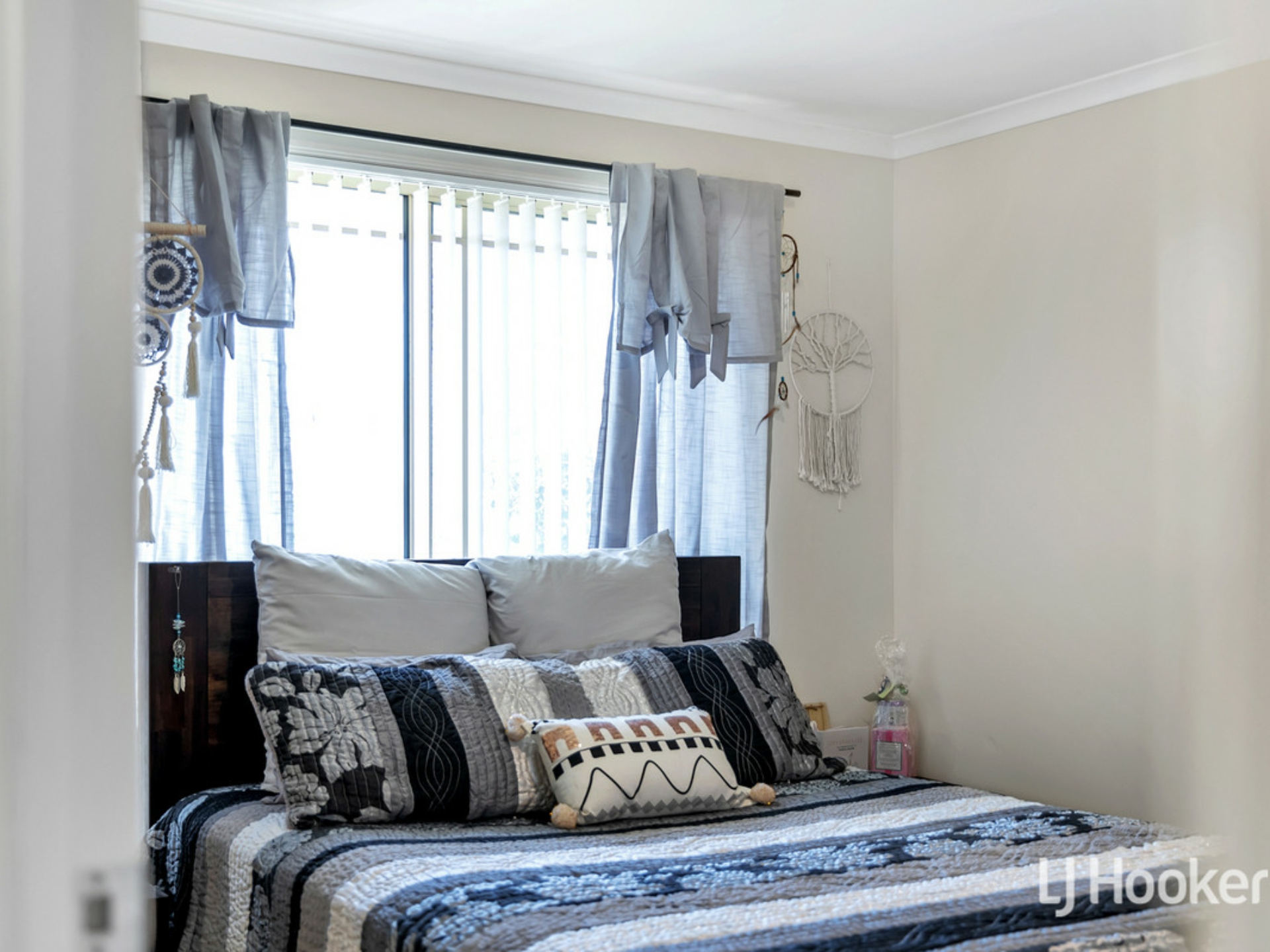 9 Mayflower Close, DAVOREN PARK