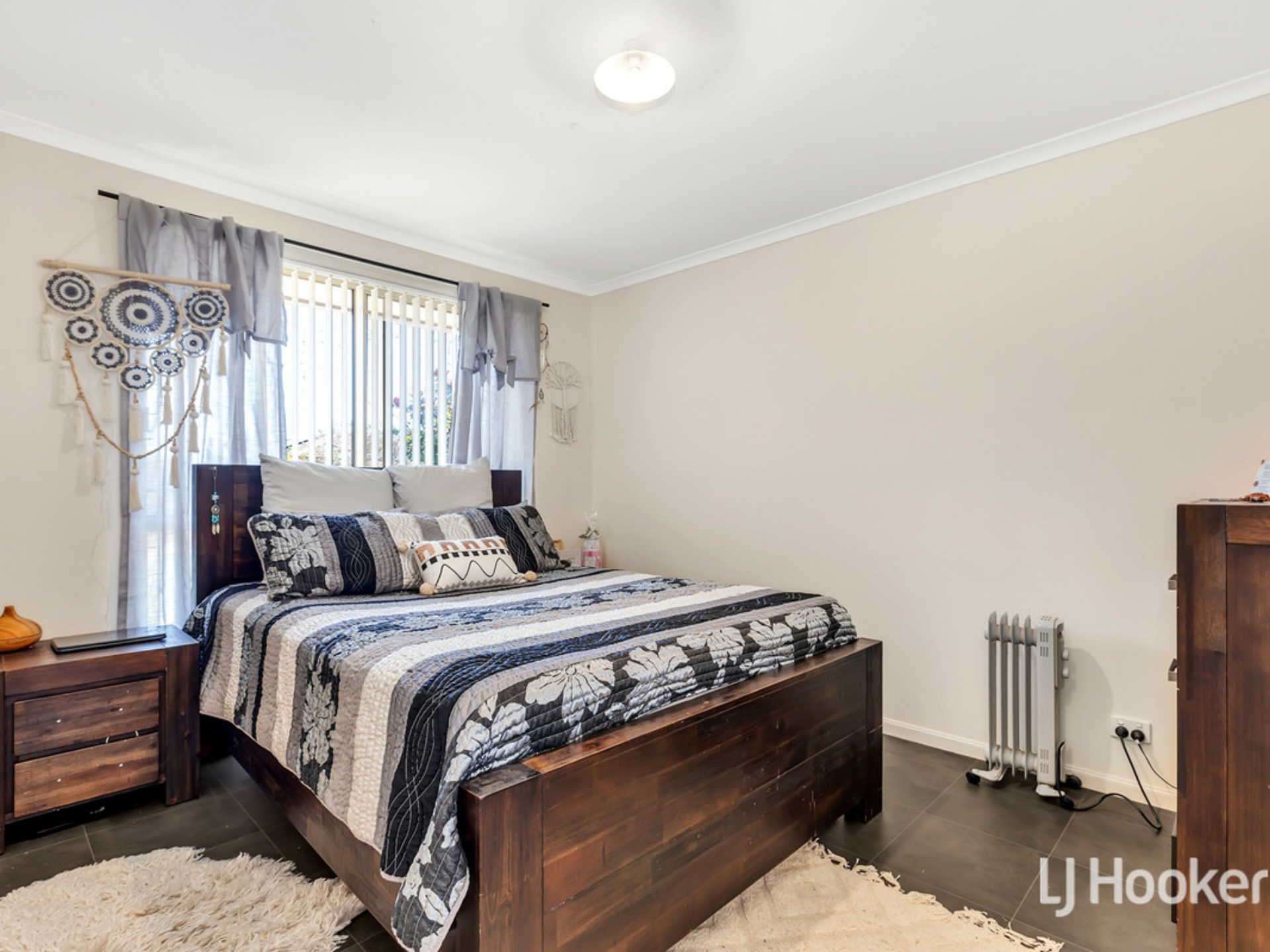 9 Mayflower Close, DAVOREN PARK
