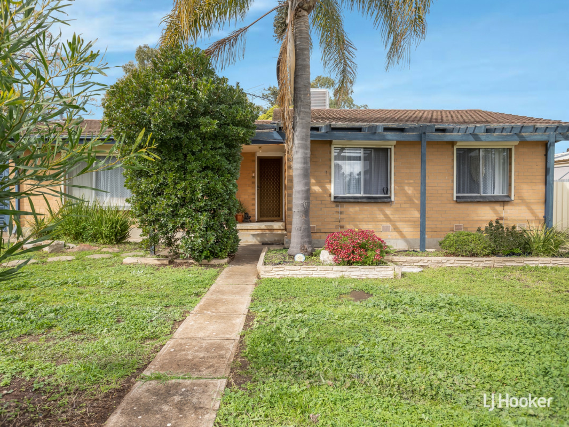 30 Douglas Street, ELIZABETH DOWNS