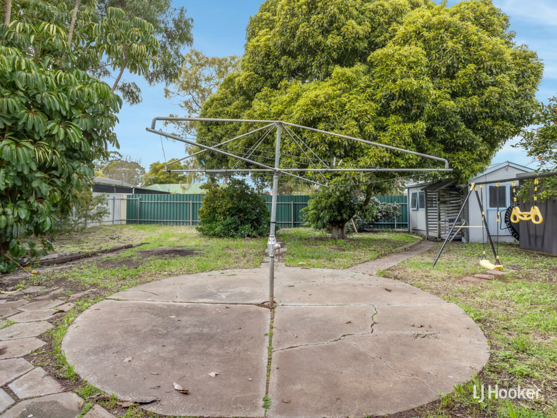 30 Douglas Street, ELIZABETH DOWNS