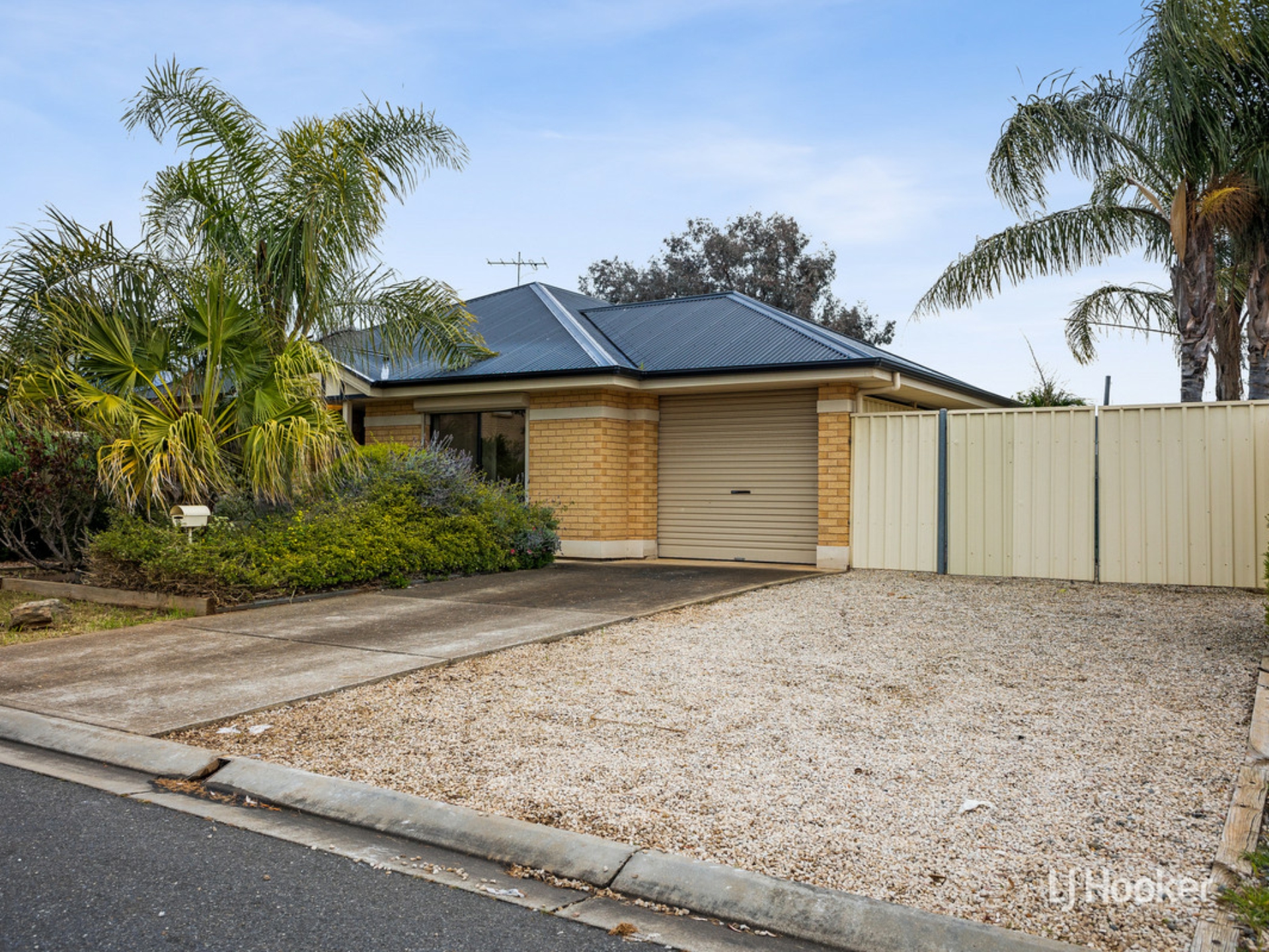 18 Charta Circuit Smithfield SA