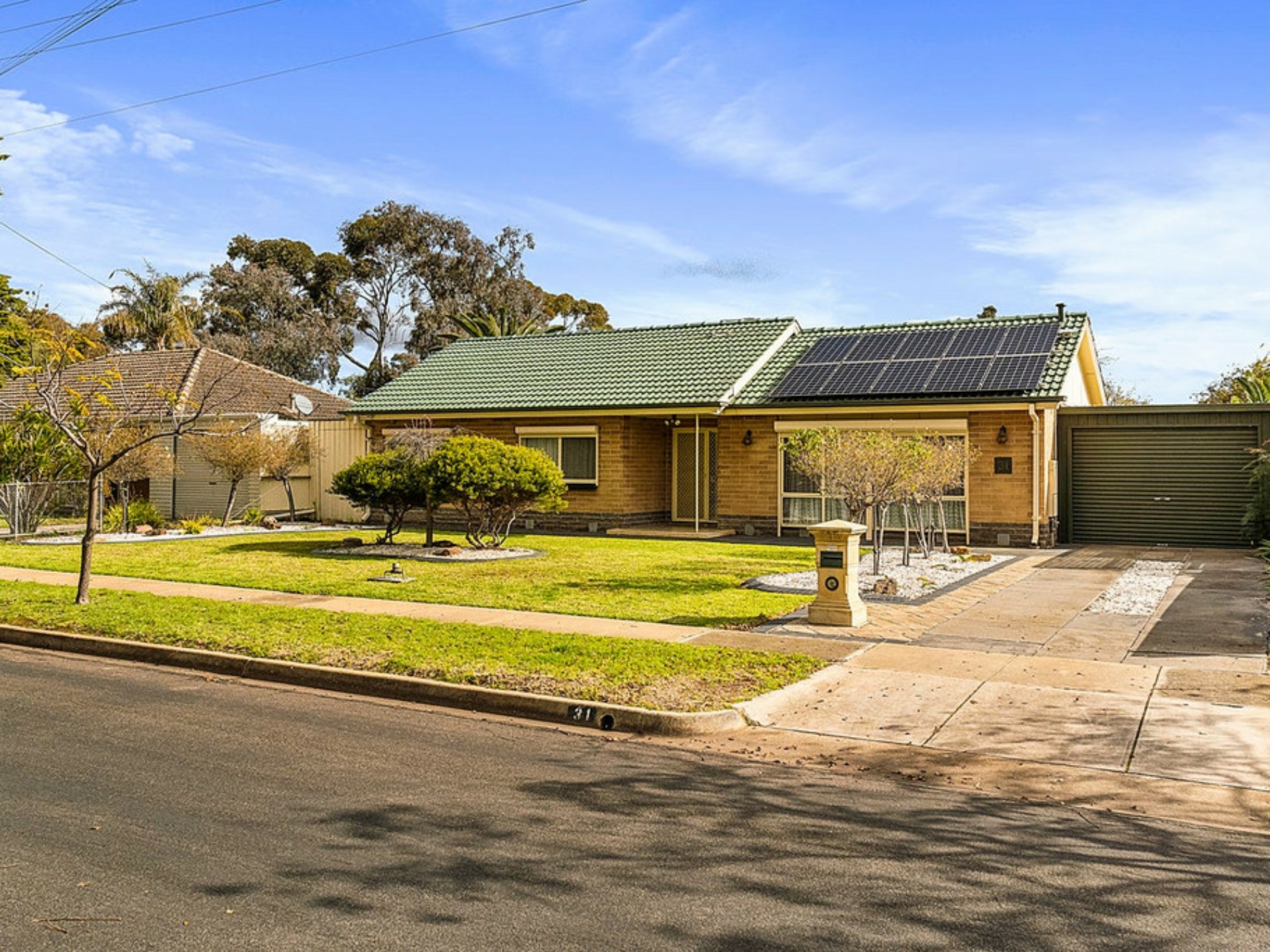 31 Mailey Crescent, PARAFIELD GARDENS